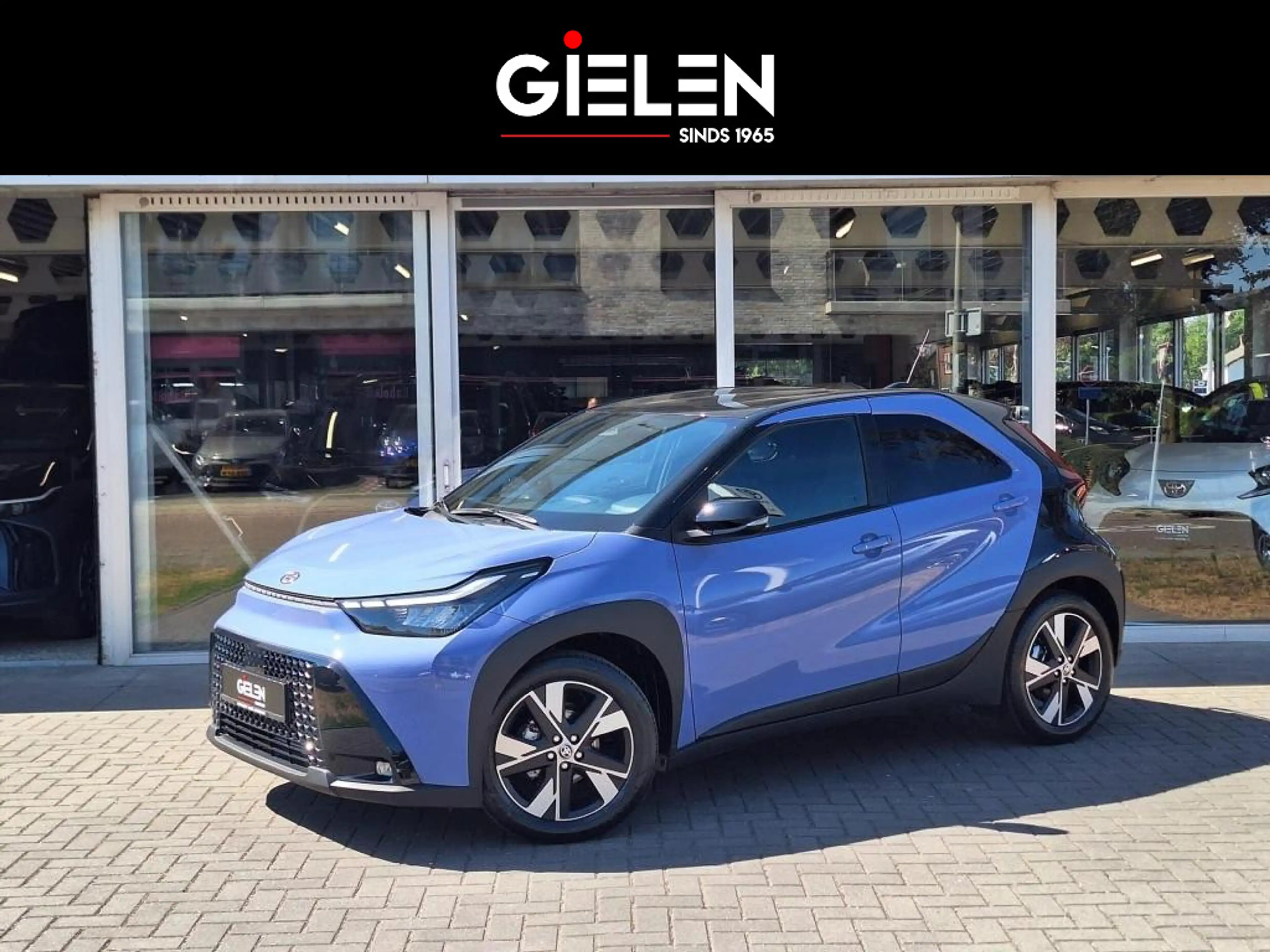 Toyota Aygo X 1.5 Hybrid Pulse Plus | Lavender, Bi-Tone, Stoelve