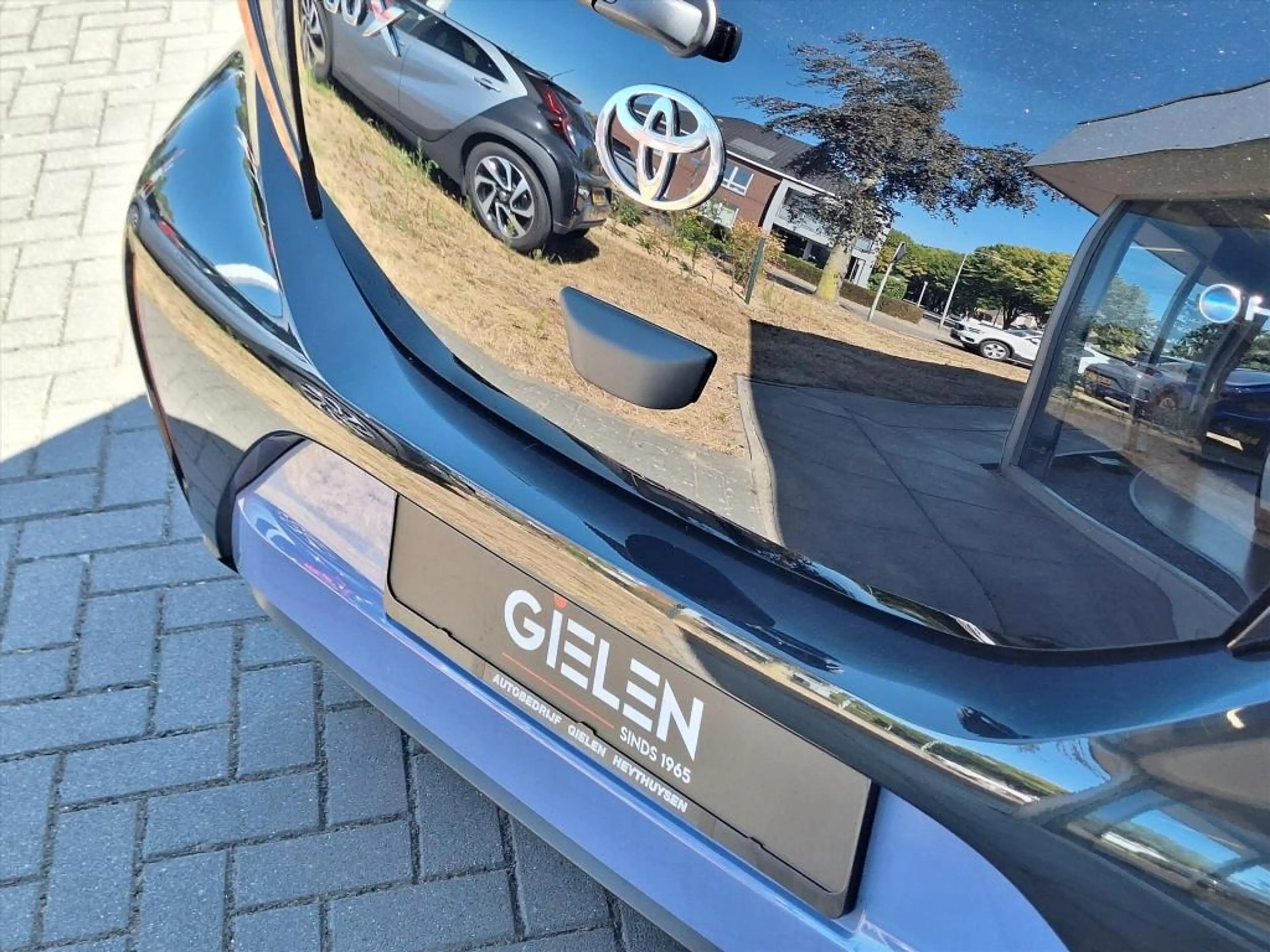Toyota Aygo X 1.5 Hybrid Pulse Plus | Lavender, Bi-Tone, Stoelve — photo 5