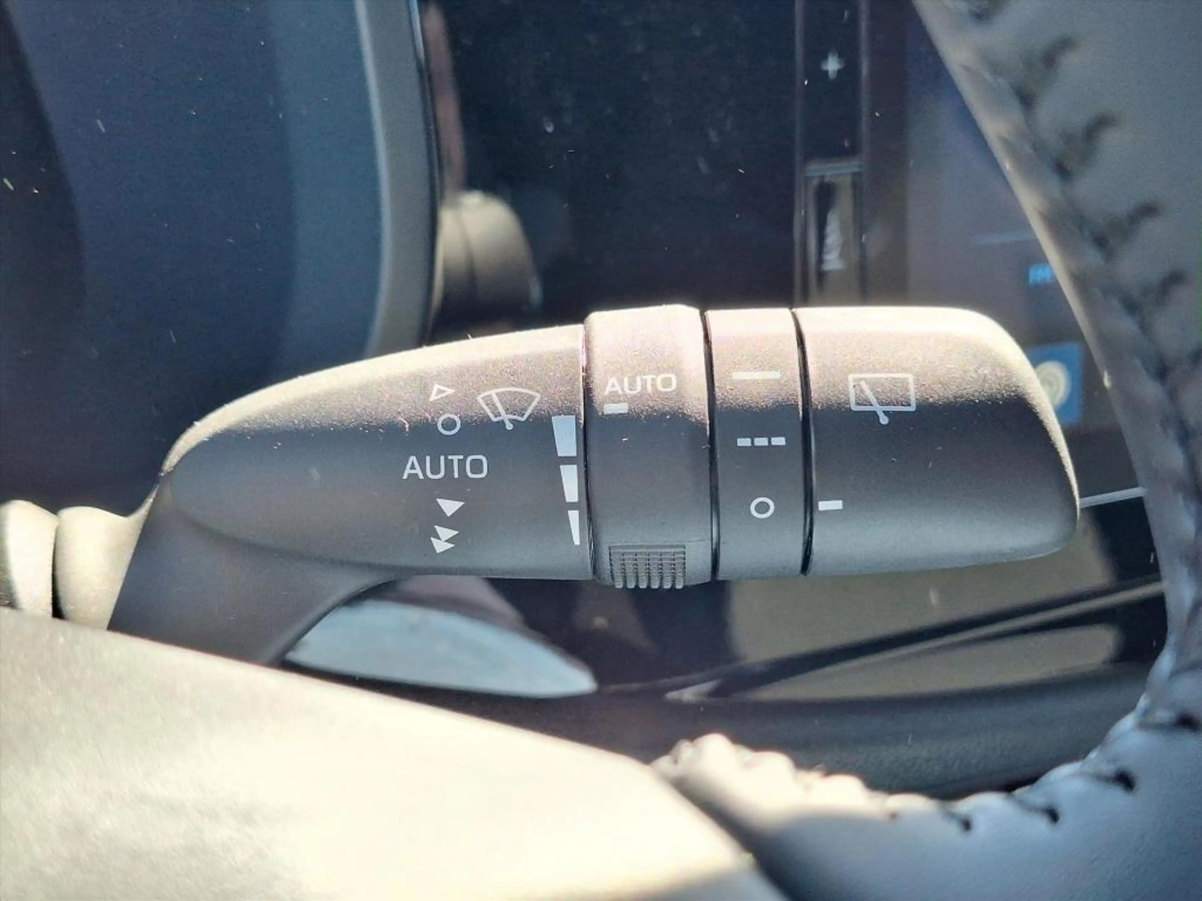 Toyota Aygo X 1.5 Hybrid Pulse Plus | Lavender, Bi-Tone, Stoelve — photo 17