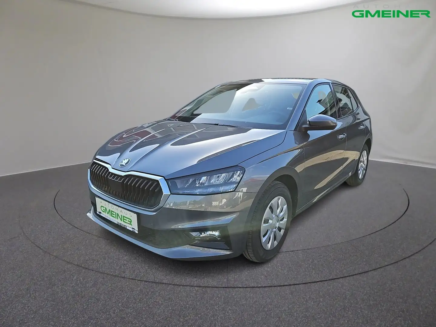 Skoda Fabia Essence TSI Grau - 1