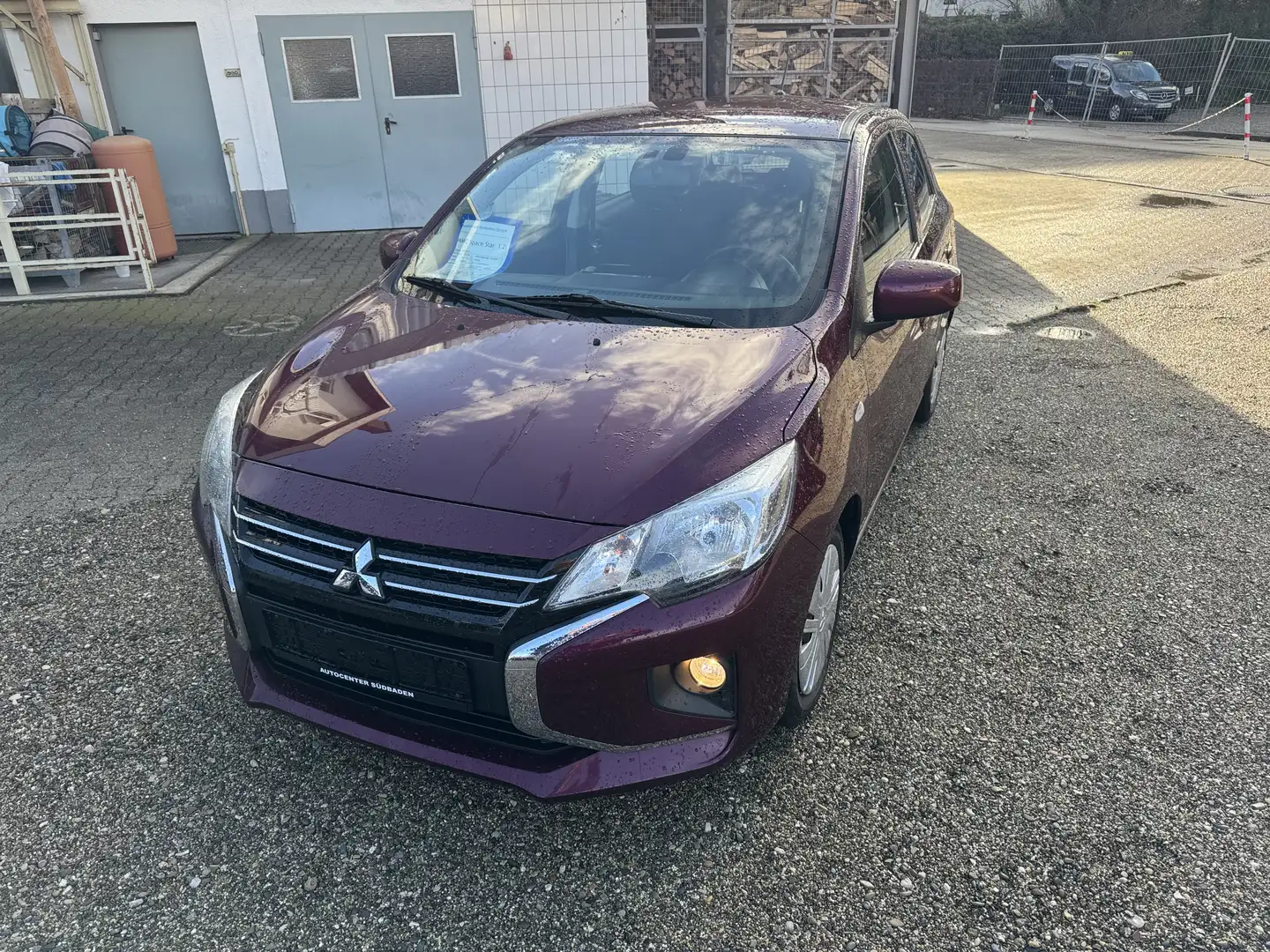 Mitsubishi Space Star Space Star 1.0 Violett - 1