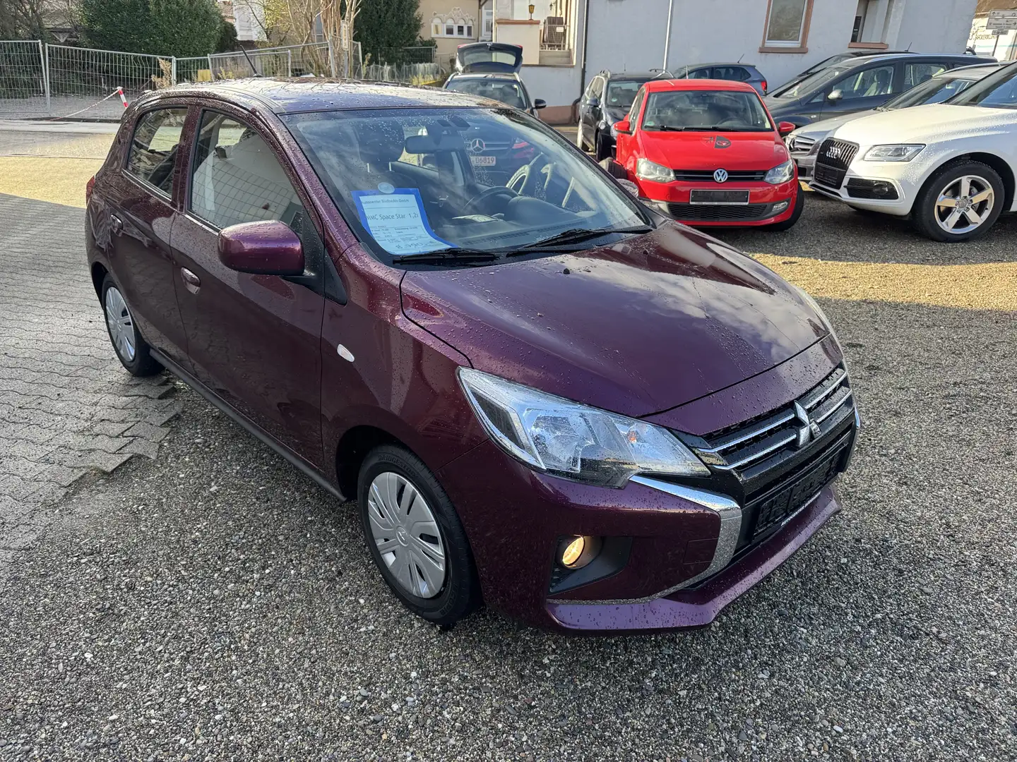 Mitsubishi Space Star Space Star 1.0 Violett - 2