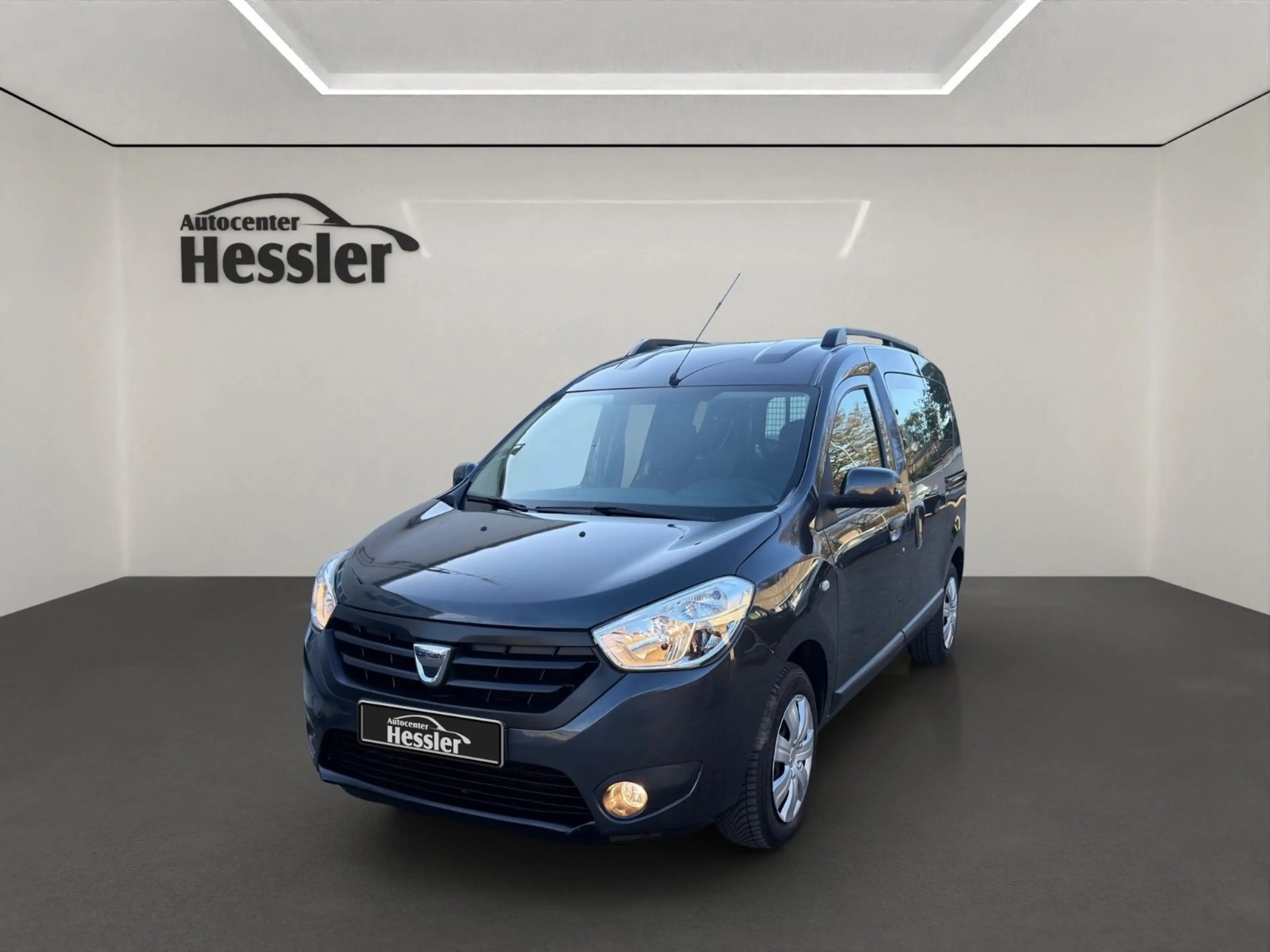Dacia Dokker TCe Laureate*KLIMA*NAVI*PDC*2x Schiebetür — photo 3