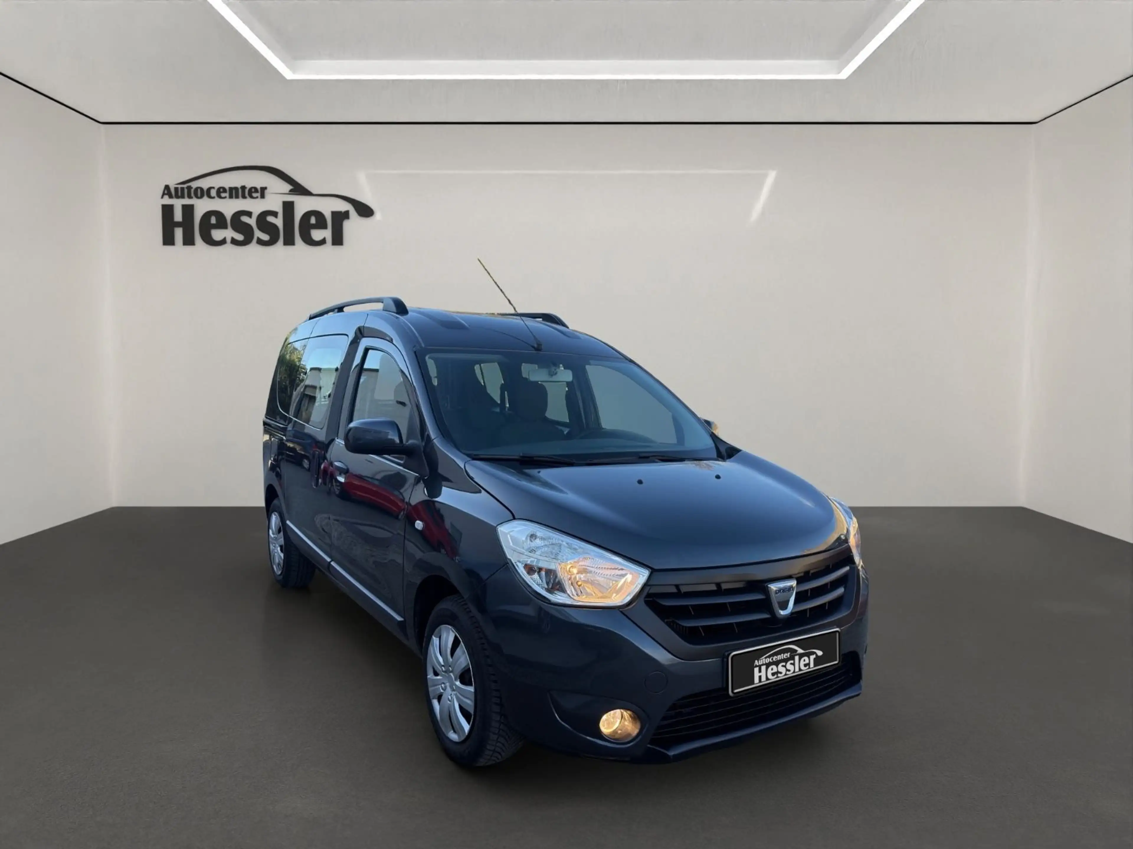 Dacia Dokker TCe Laureate*KLIMA*NAVI*PDC*2x Schiebetür — photo 5