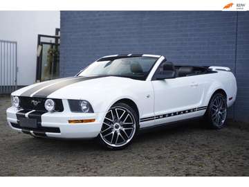 USA 4.0 V6 Cabrio Handbak, Leder, Lage km-stand!