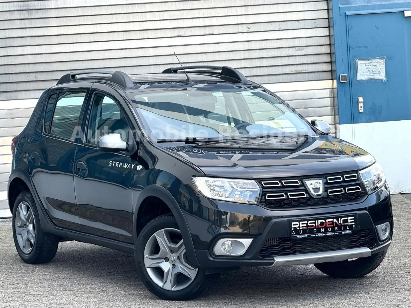 Dacia Sandero II Stepway Prestige 90TCE NAVI*PDC*TEMP* Schwarz - 1