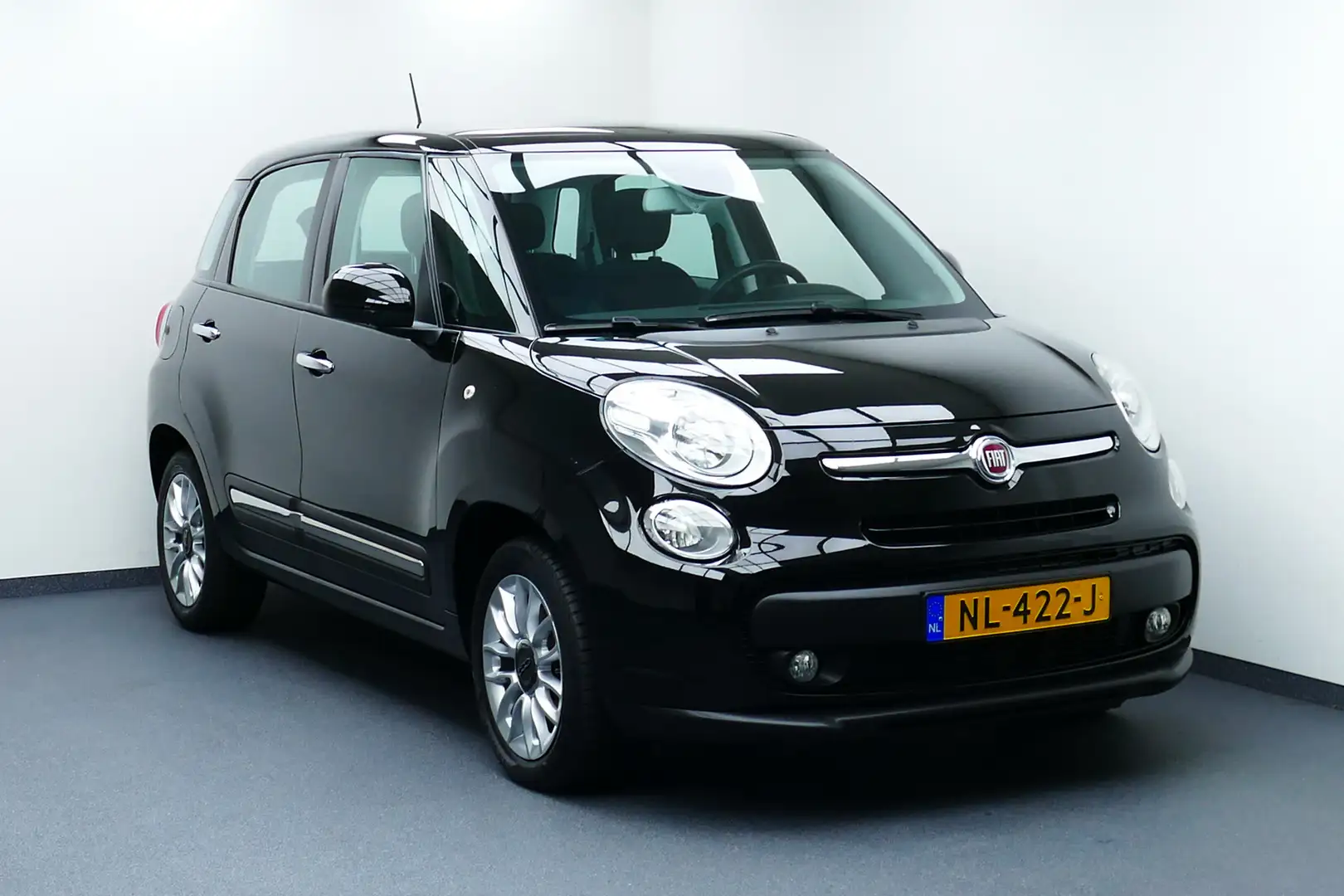 Fiat 500L 0.9 TwinAir Lounge 1-Eig. Panodak, Clima, Cruise, Zwart - 1