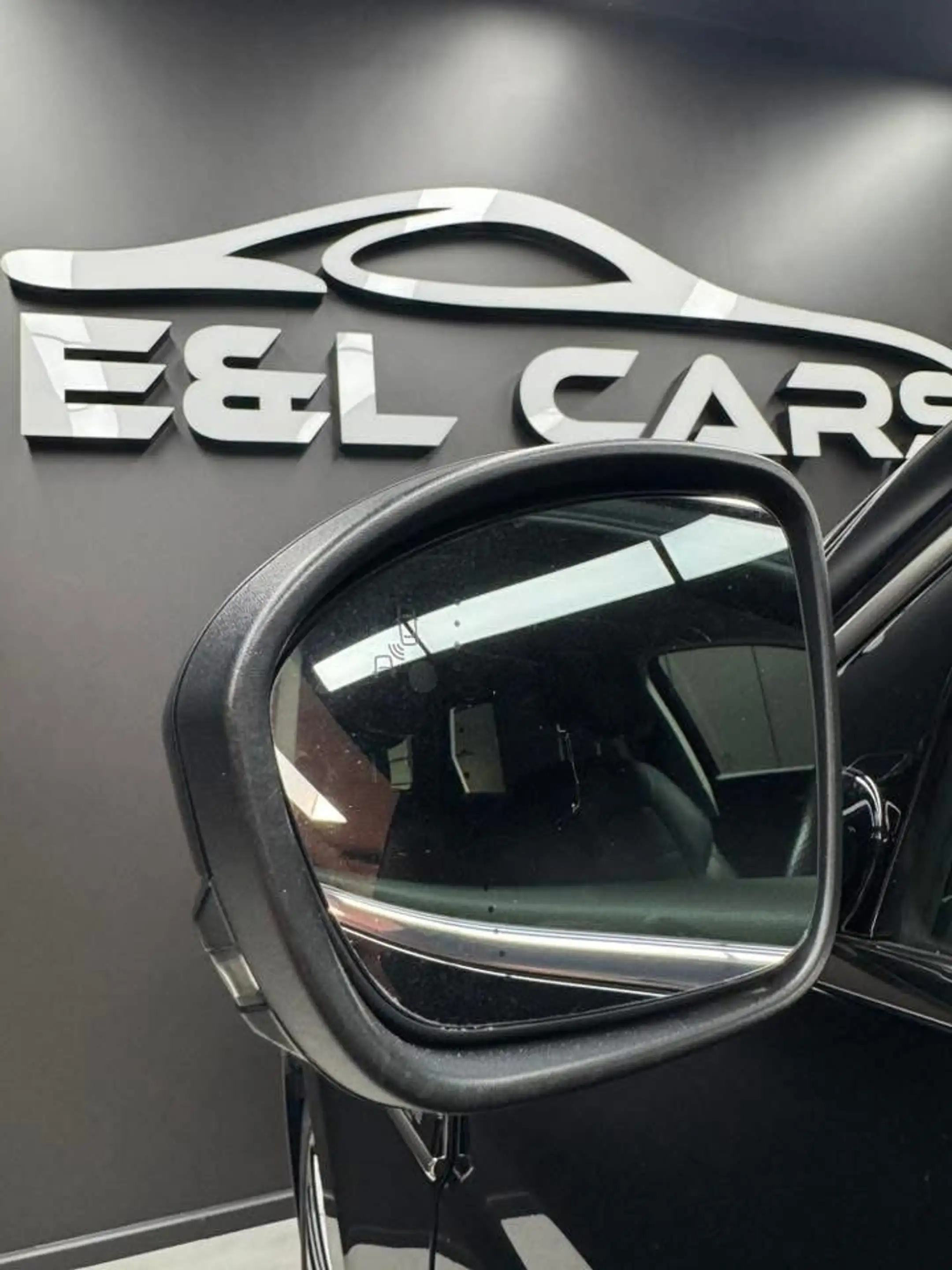 Renault Talisman Talisman SW 1.6 dCi 4CONTROl Initiale Paris **12 mois de garantie** — photo 8