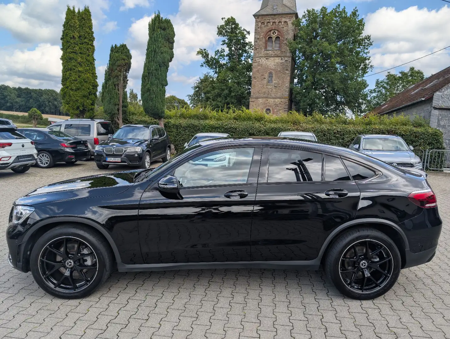 Mercedes-Benz GLC 200 4Matic Coupe AMG-Line Plus *AHK Schwarz - 2