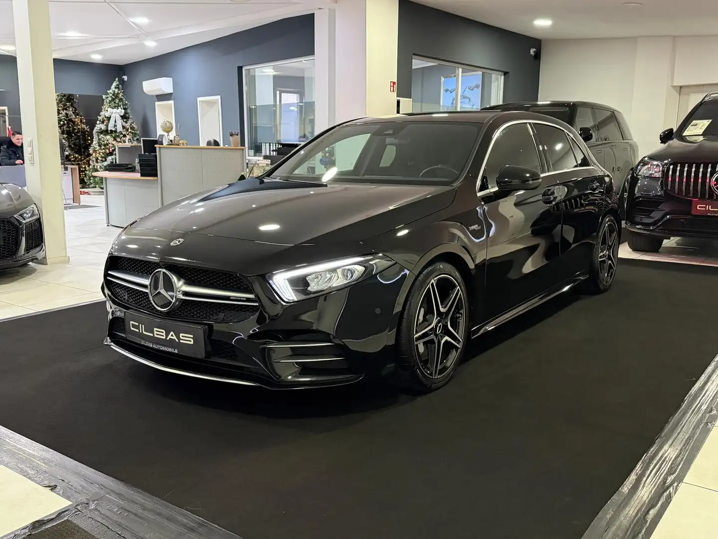 Mercedes-Benz A 35 AMG 4Matic *WIDE*AMBIENTE*LED*MBUX* Noir - 2