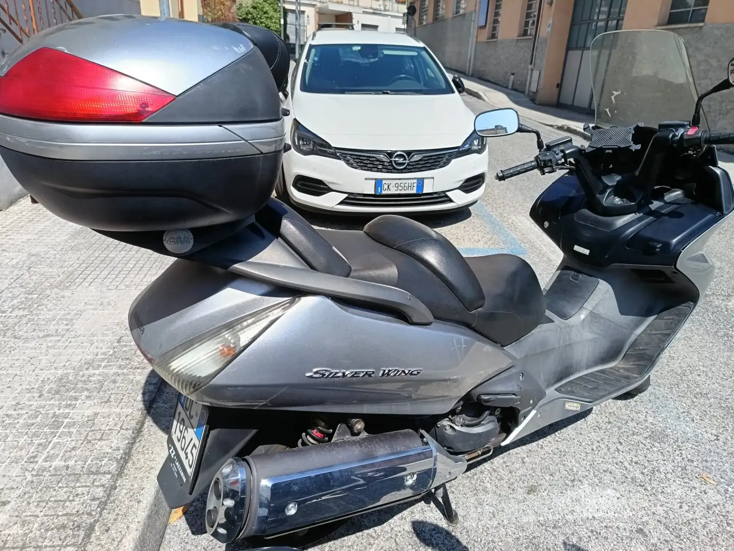 Honda SW-T 400 Argento - 1