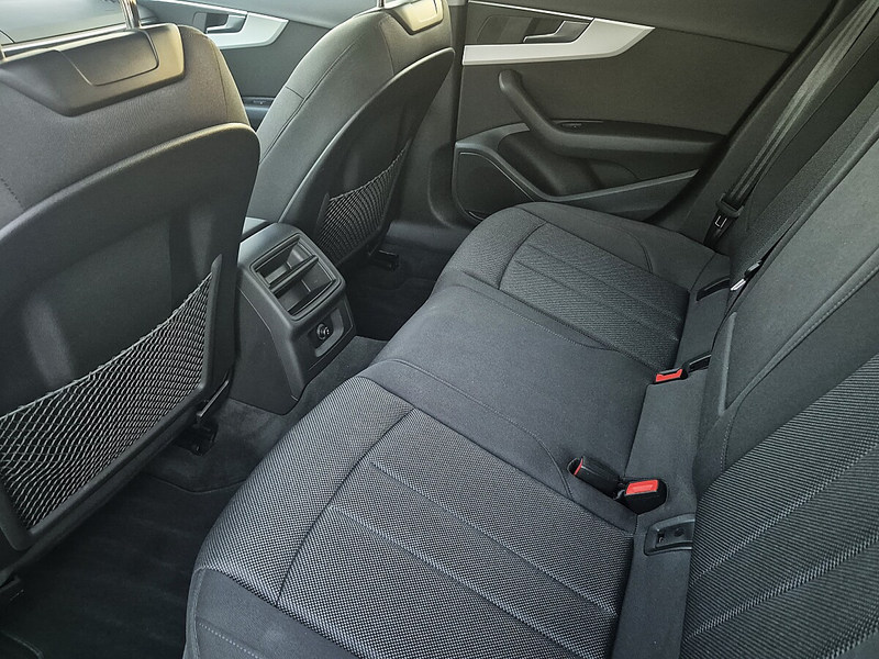 Audi A4 Avant 35 TDI advanced S-tronic — photo 12