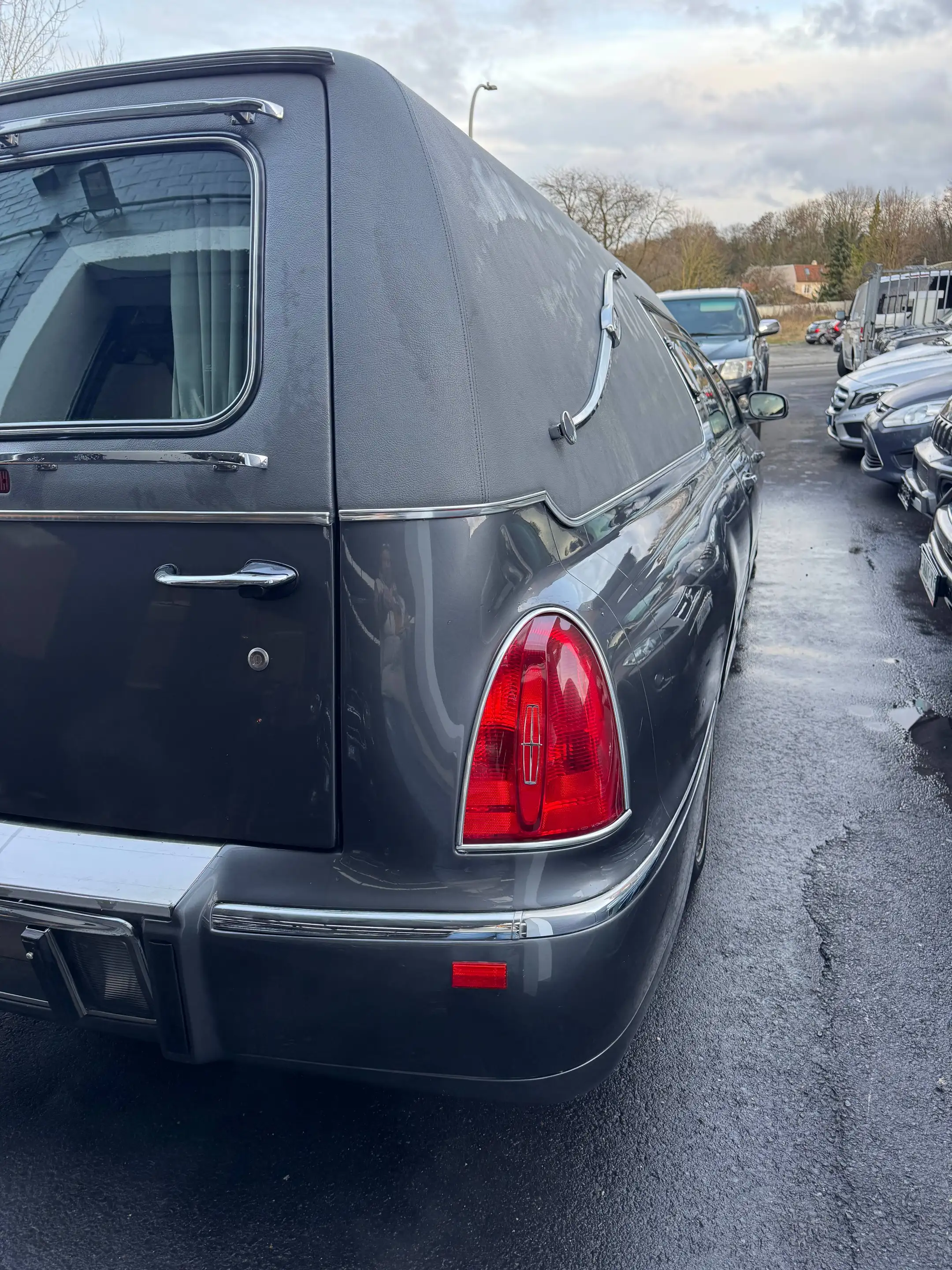Lincoln Corbillard V8 Belge depuis neuf !! 106000 km — photo 9