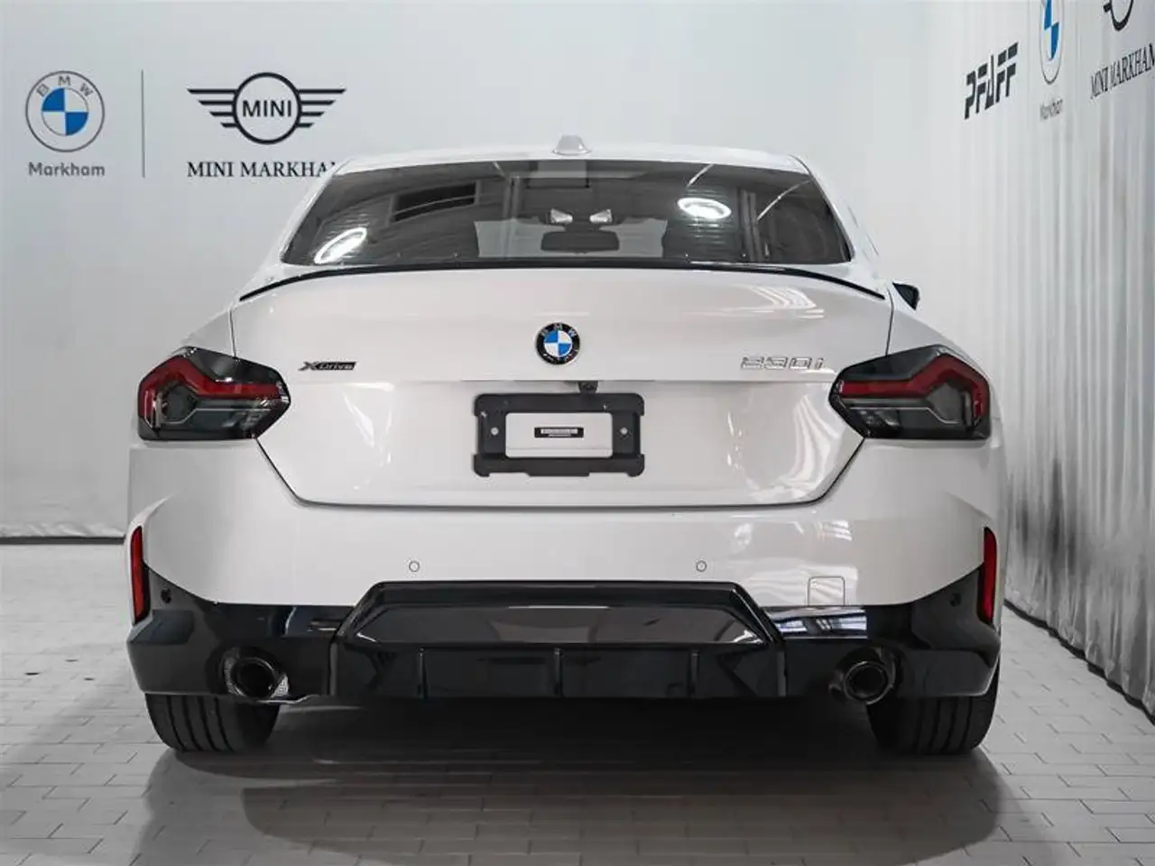 BMW 2 Series снимка BMW 2 Series