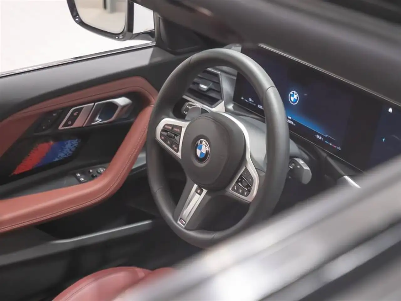 BMW 2 Series снимка BMW 2 Series