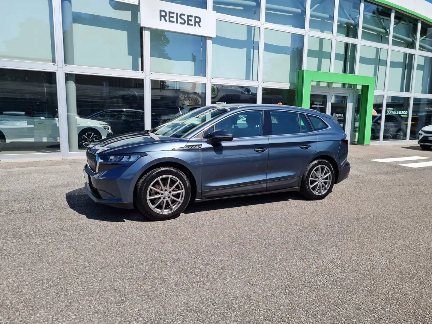 Skoda Enyaq 60 Pre-Booking Grau - 2