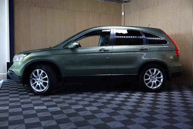 Honda CR-V view 9
