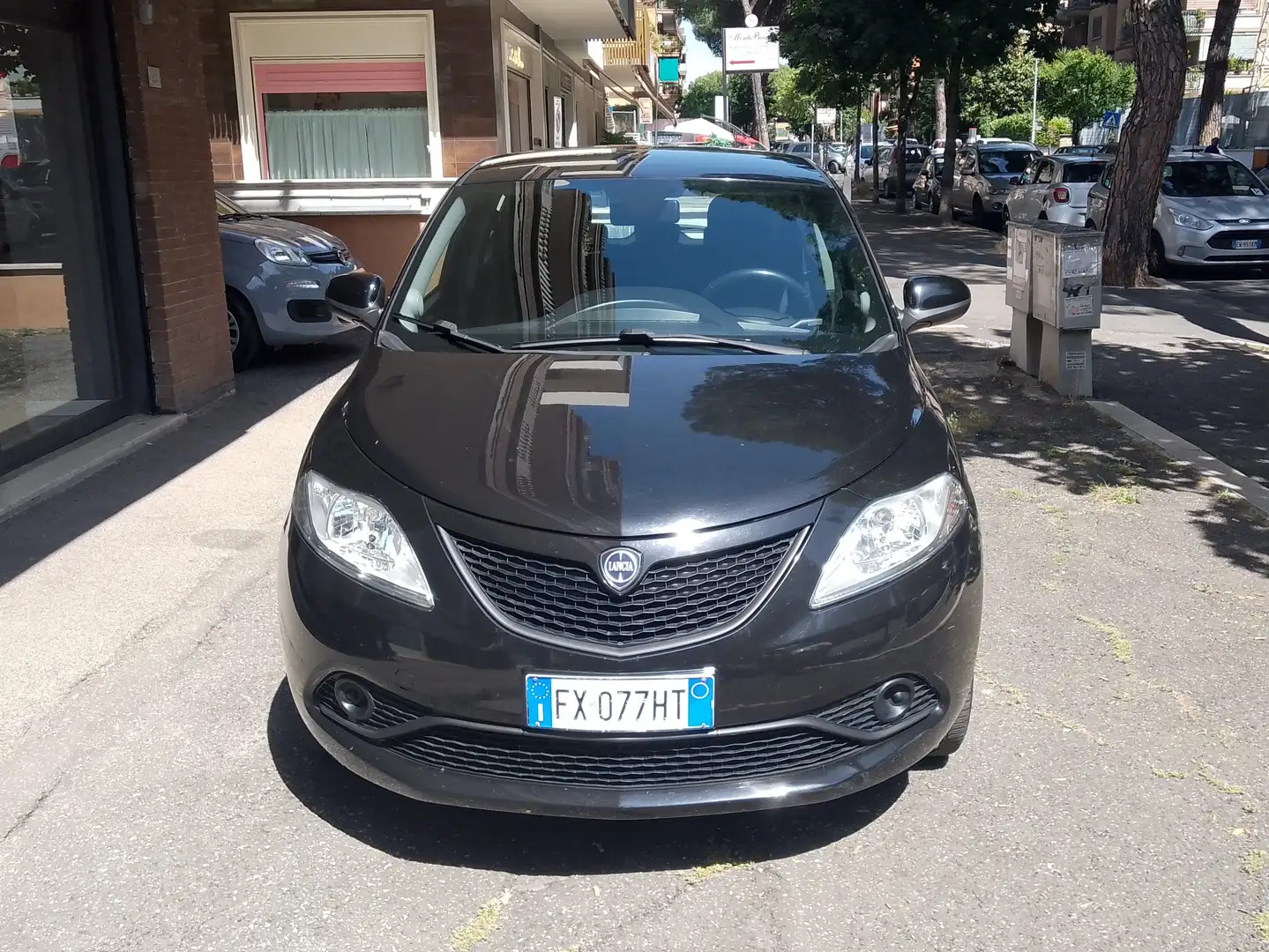 Lancia Ypsilon 1.2 69 CV S&S (FINANZIAMENTO NON OBBLIGATORIO) Nero - 1