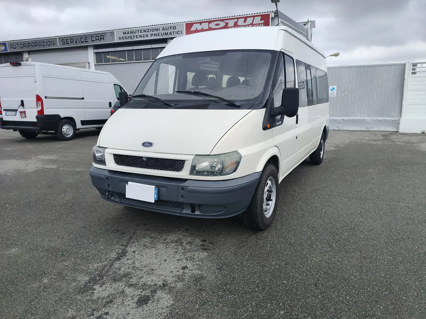 Ford Transit Ford transit 9 posti Bianco - 2