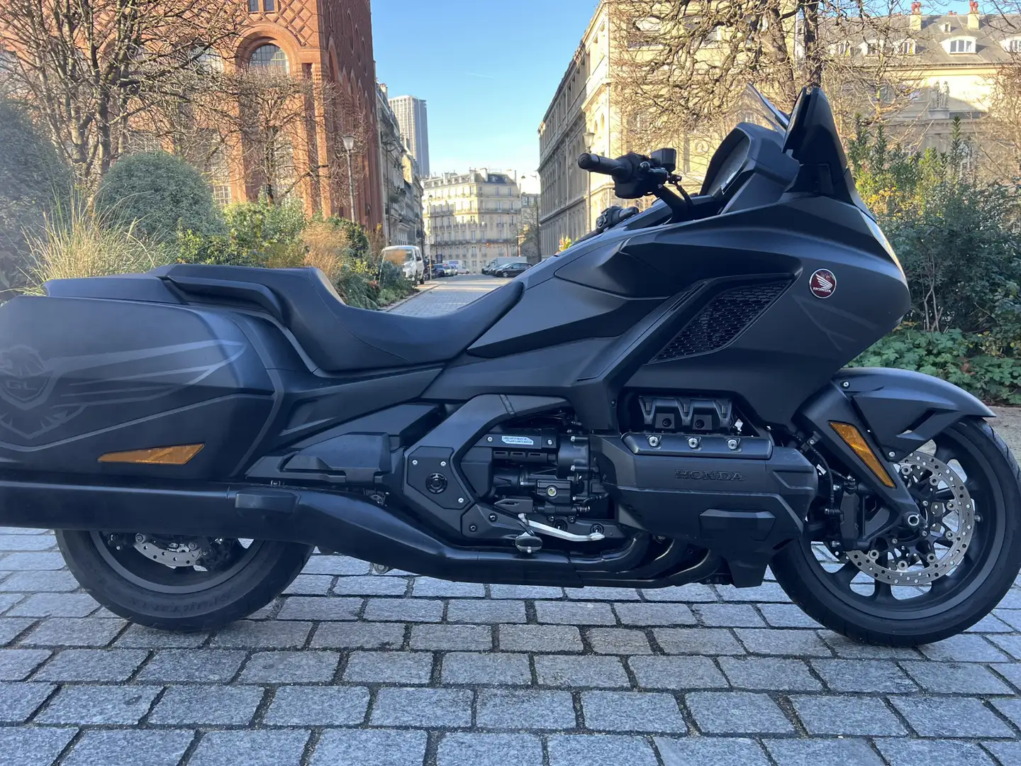 Honda Gold Wing Noir - 1