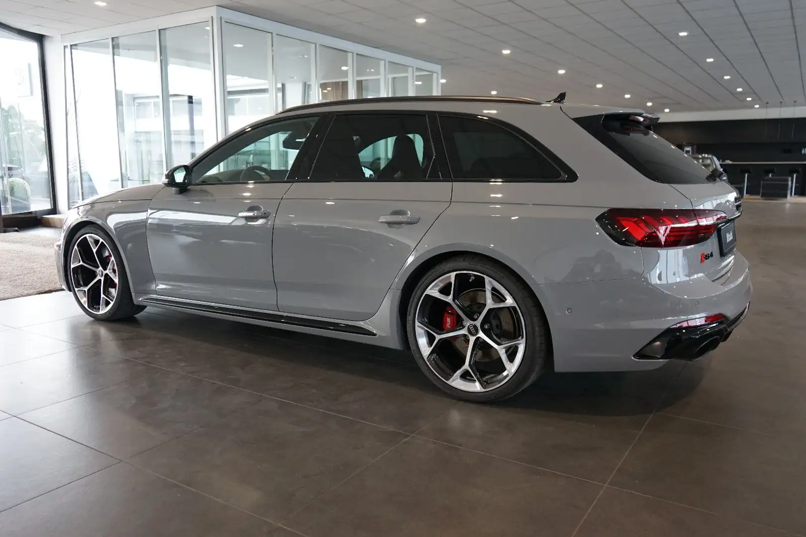 Audi RS4 competition  | Schalensitze | Pano | B&O Grau - 2
