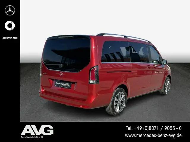 Mercedes-Benz V-Class view 3