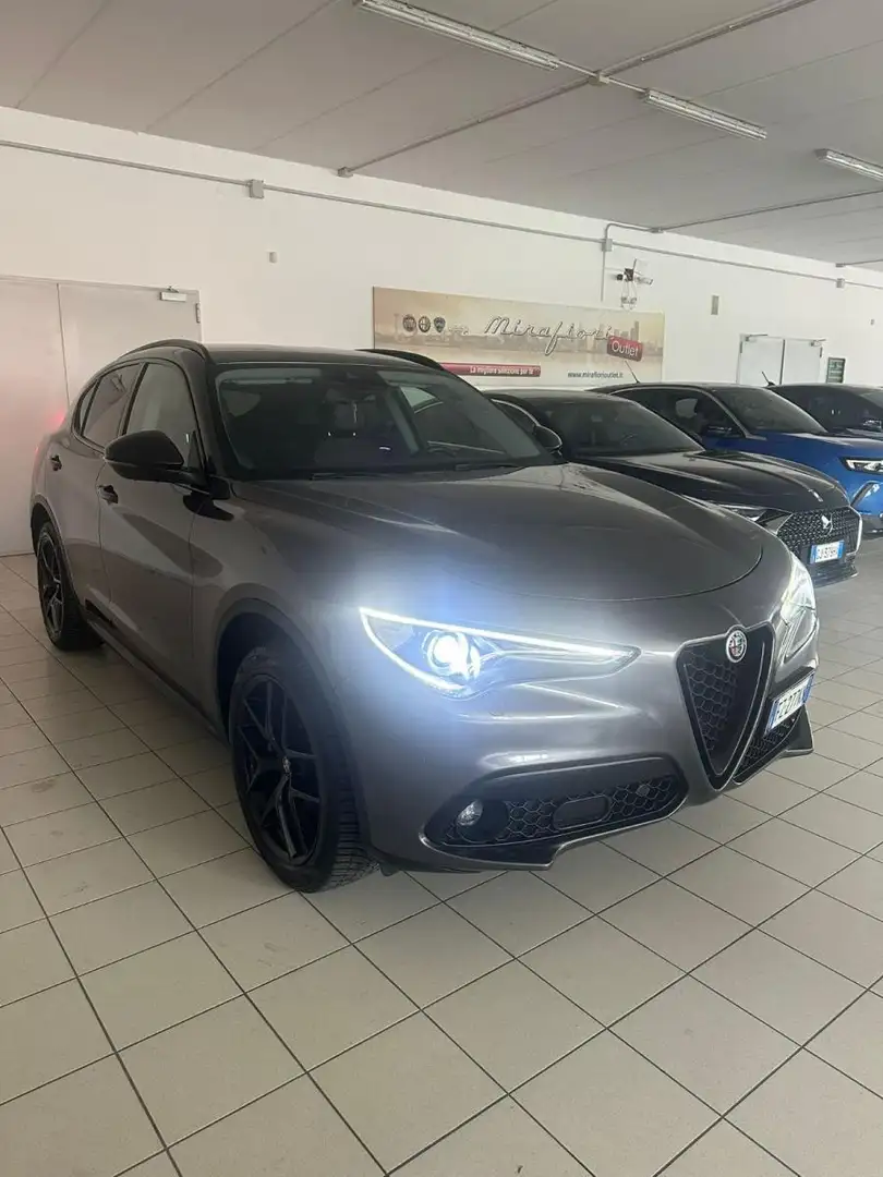 Alfa Romeo Stelvio 2.2 T.diesel 210CV AT8 Q4 B-Tech Grigio - 2