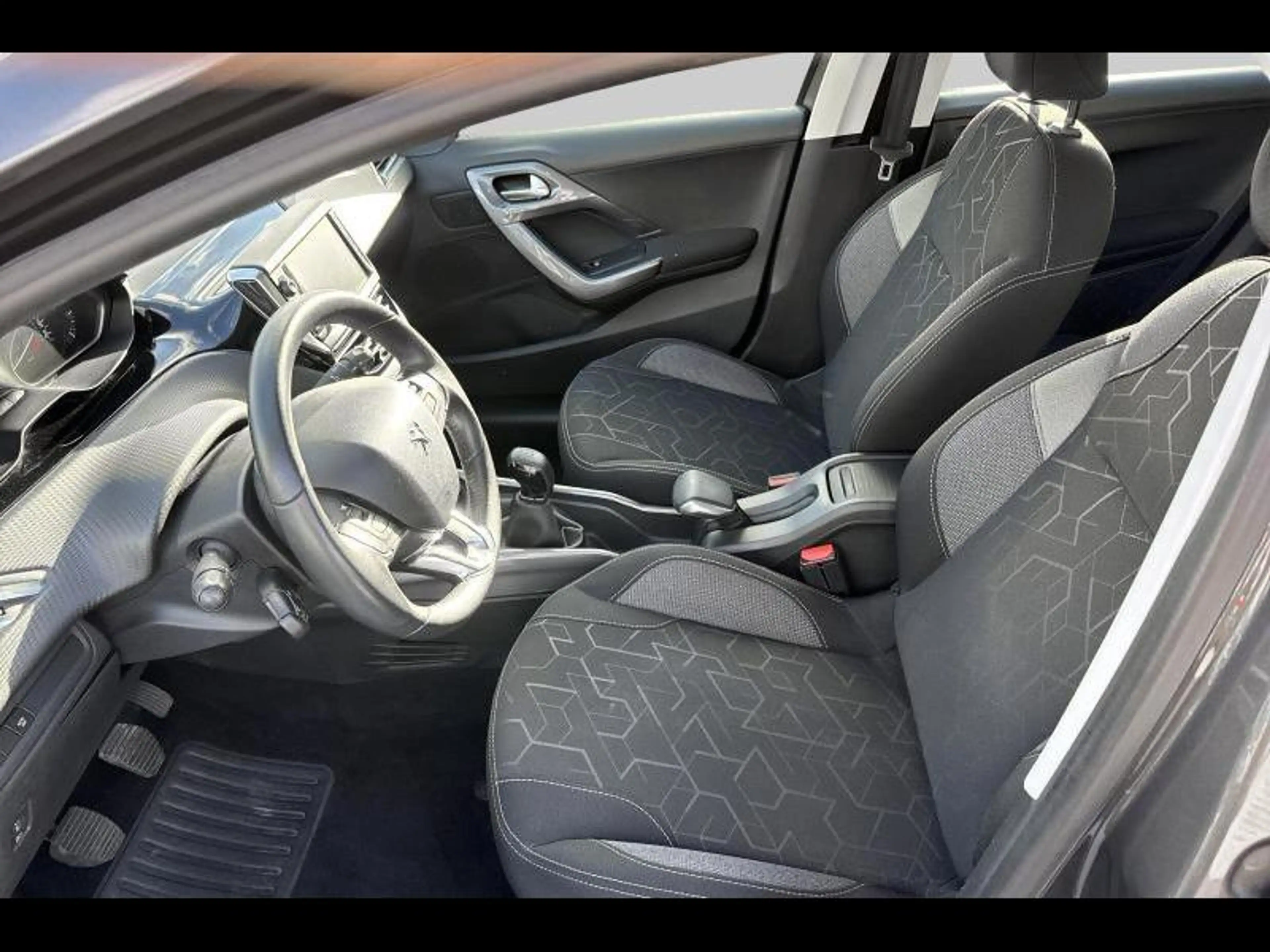 Peugeot 2008 Style | airco | GPS | sensoren | — photo 13