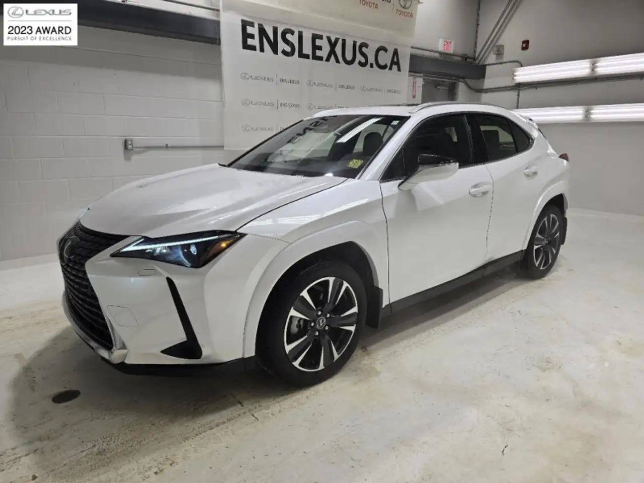 2025 Lexus UX