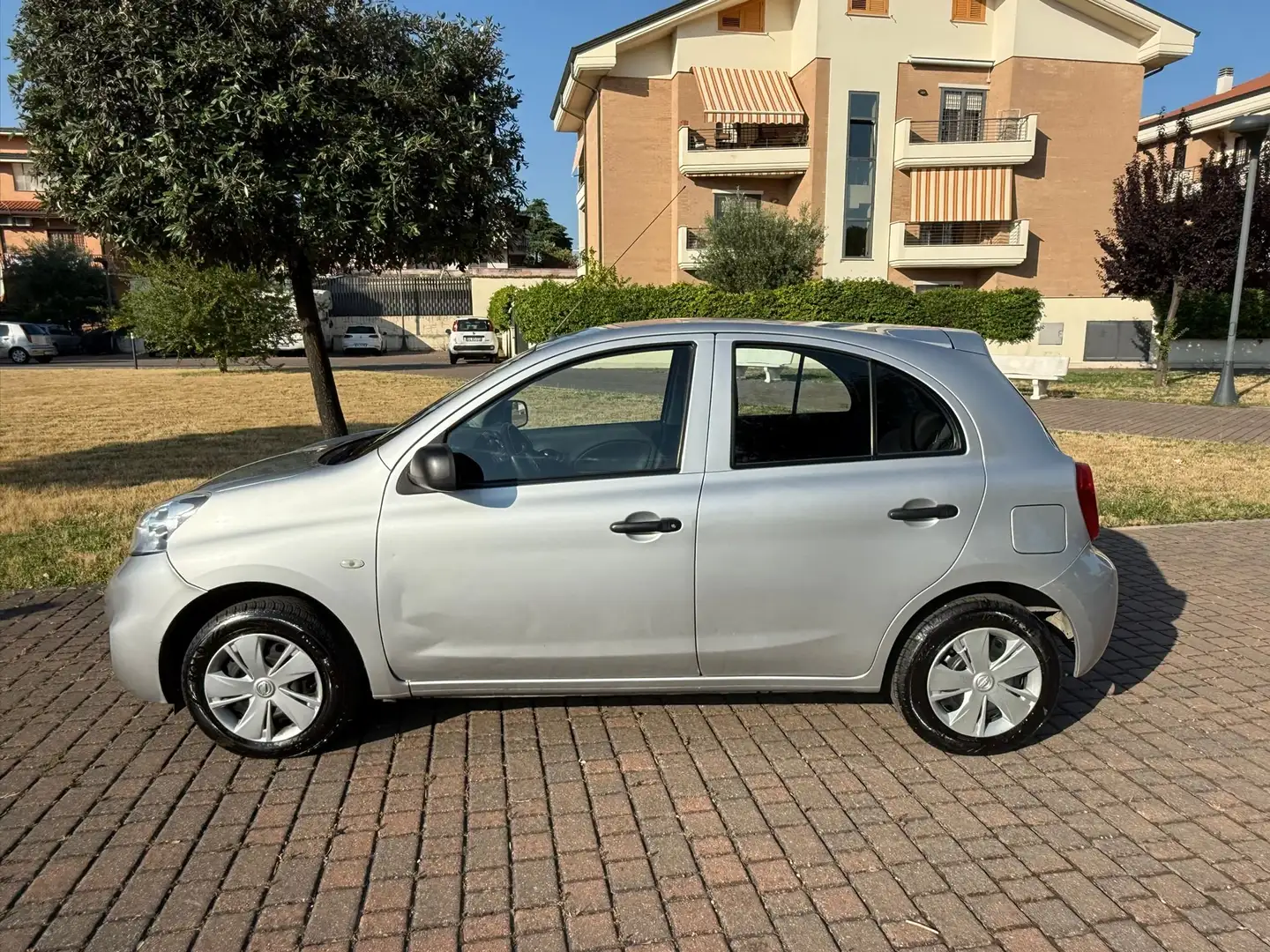 Nissan Micra Micra IV 20131.2 Visia E6 Argento - 2