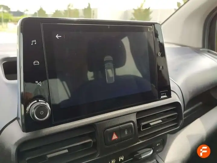 Peugeot Rifter 1.2 PureTech Access Standard 2019, foto 17