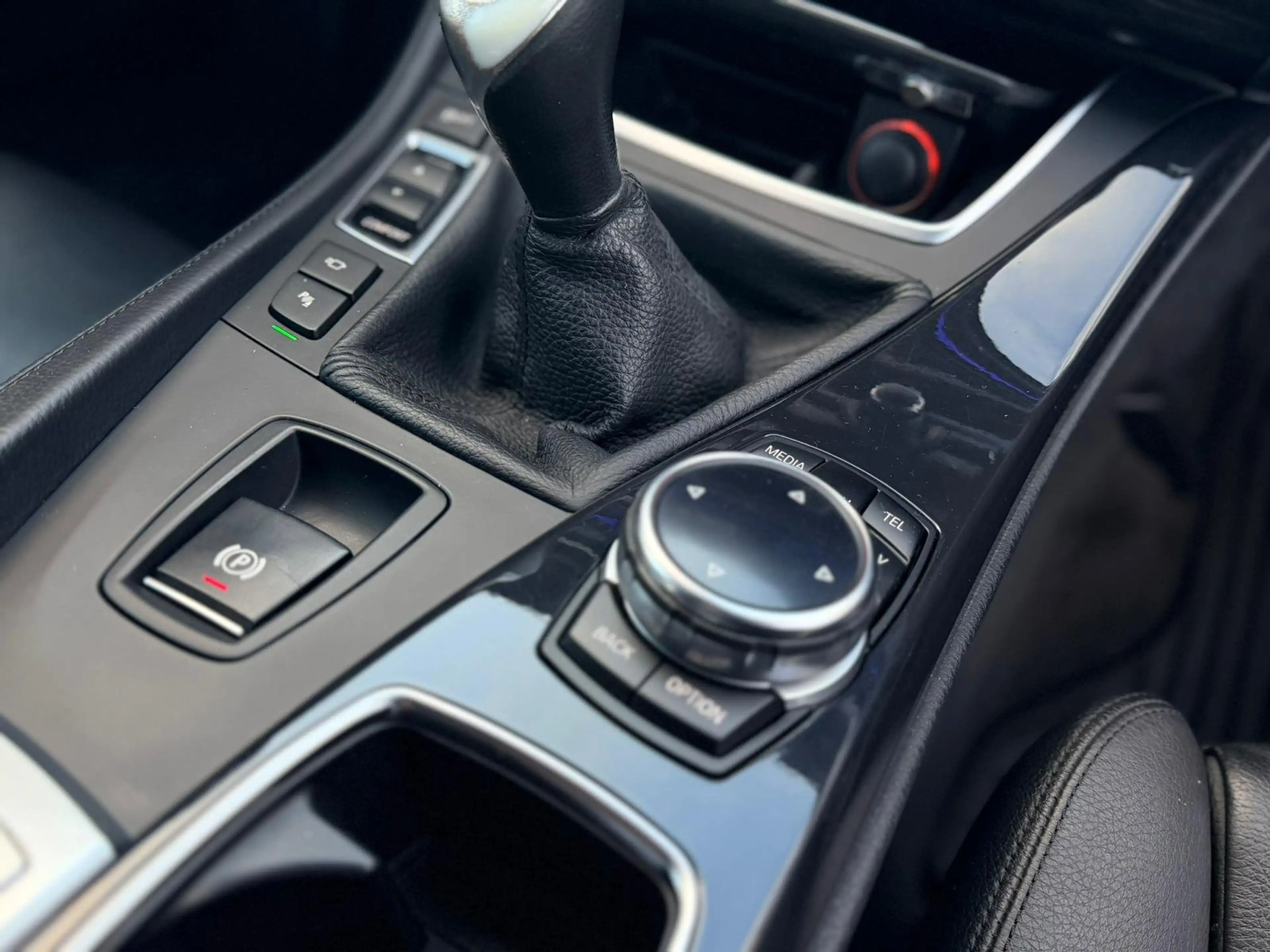 BMW 518 518d Österreich-Paket Touring — photo 9