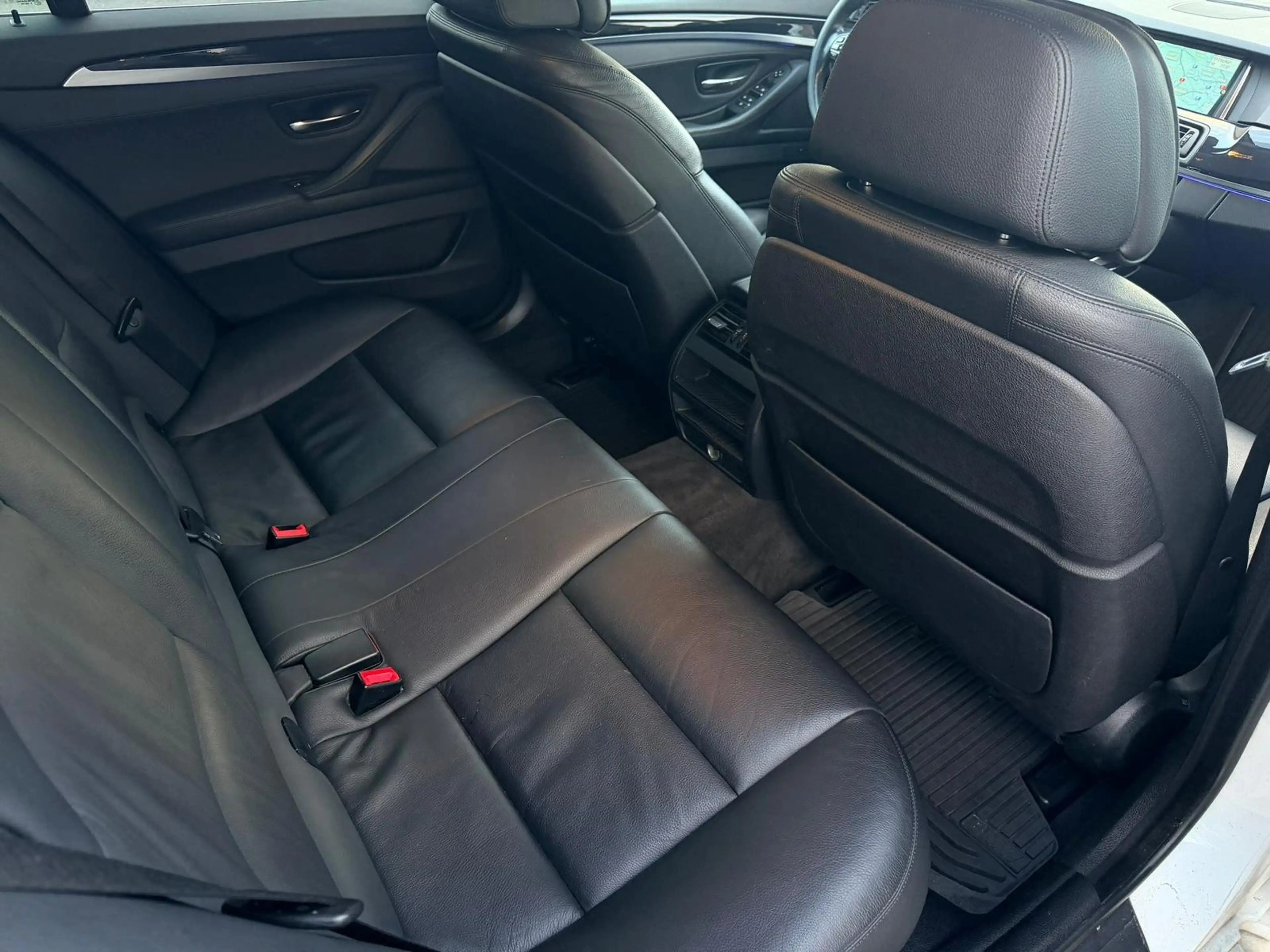 BMW 518 518d Österreich-Paket Touring — photo 8