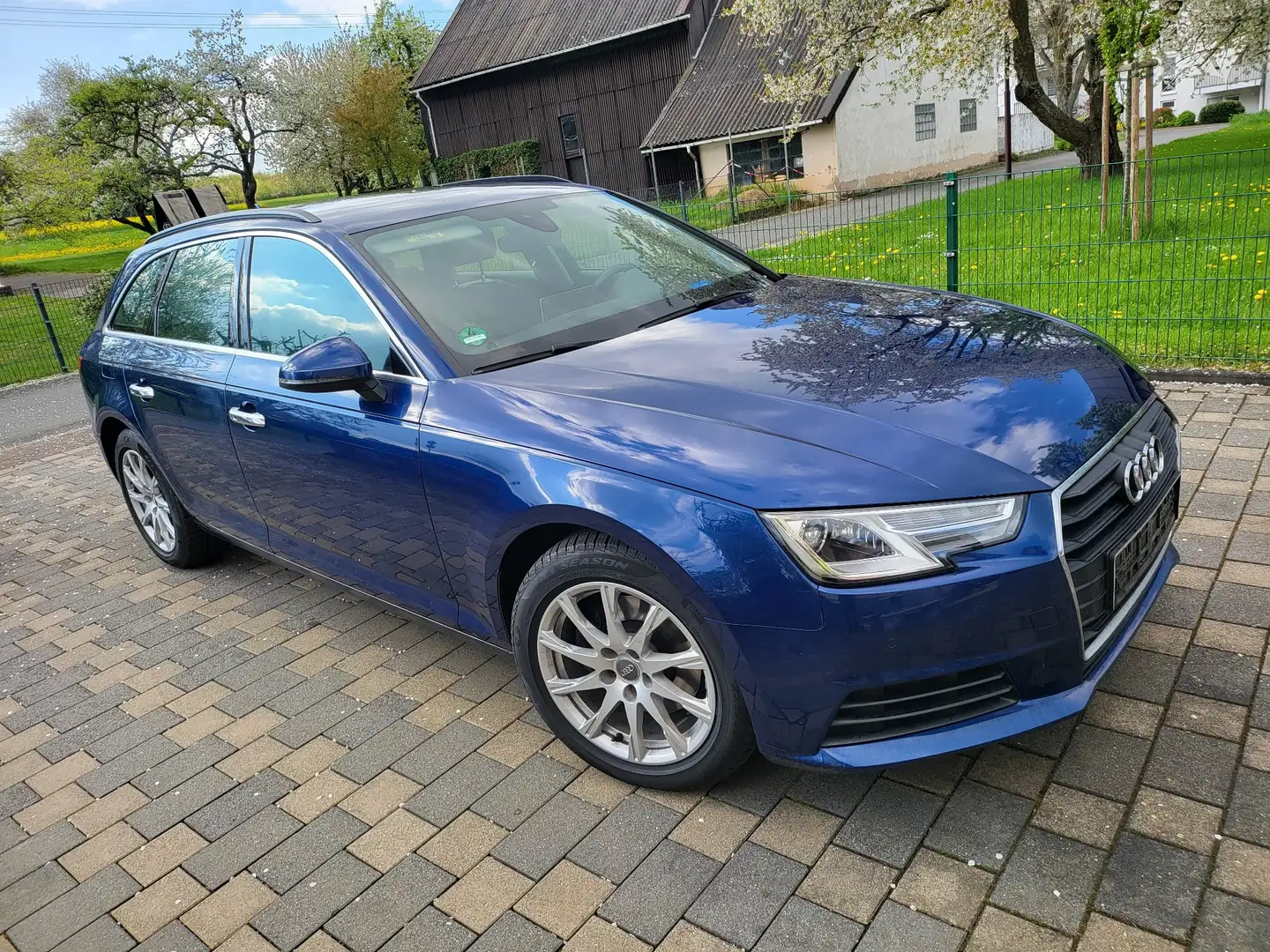 Audi A4 Avant 2.0 TDI - 2