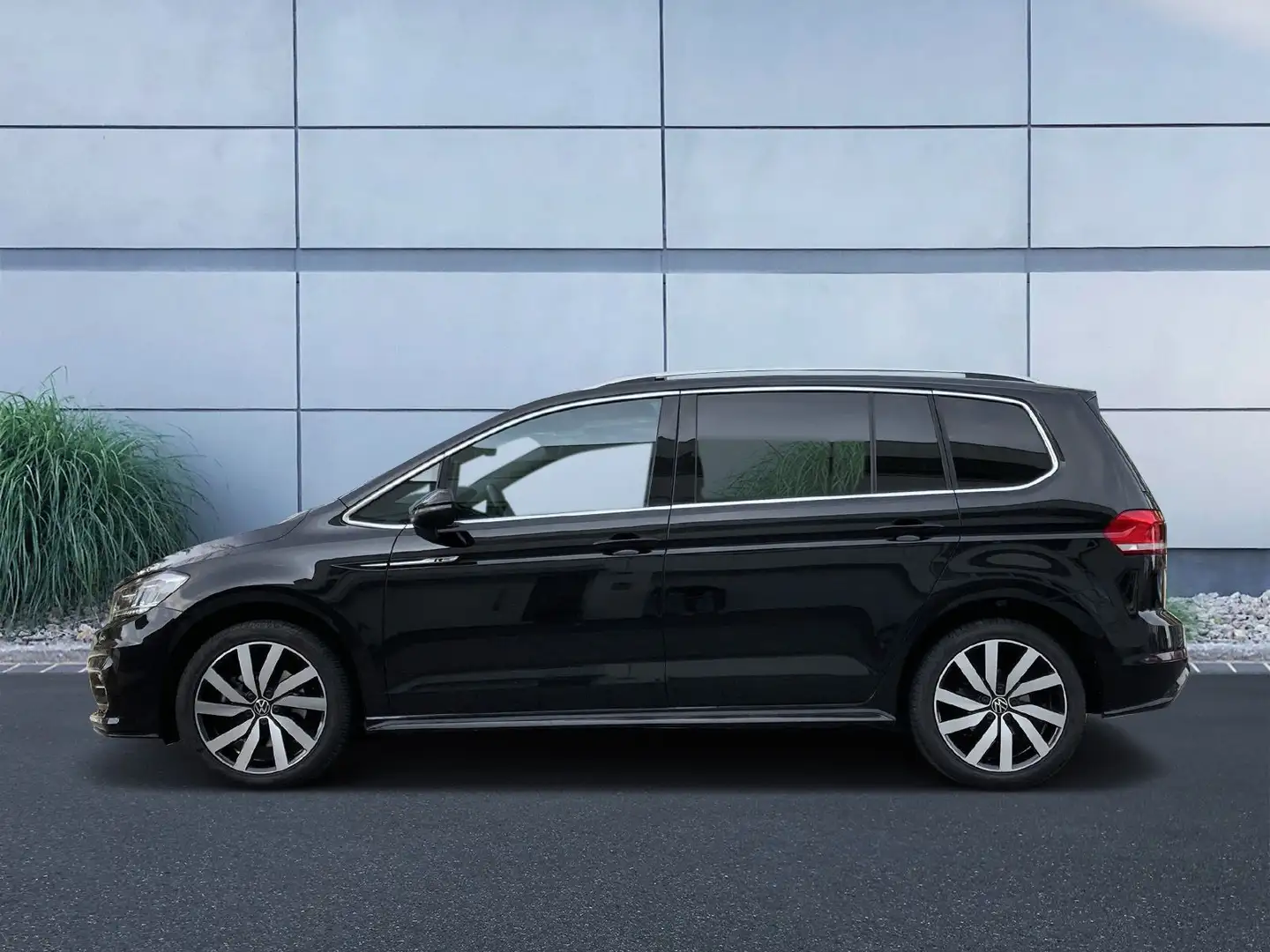 Volkswagen Touran Highline 1.5 TSI 110 kW DSG Schwarz - 2