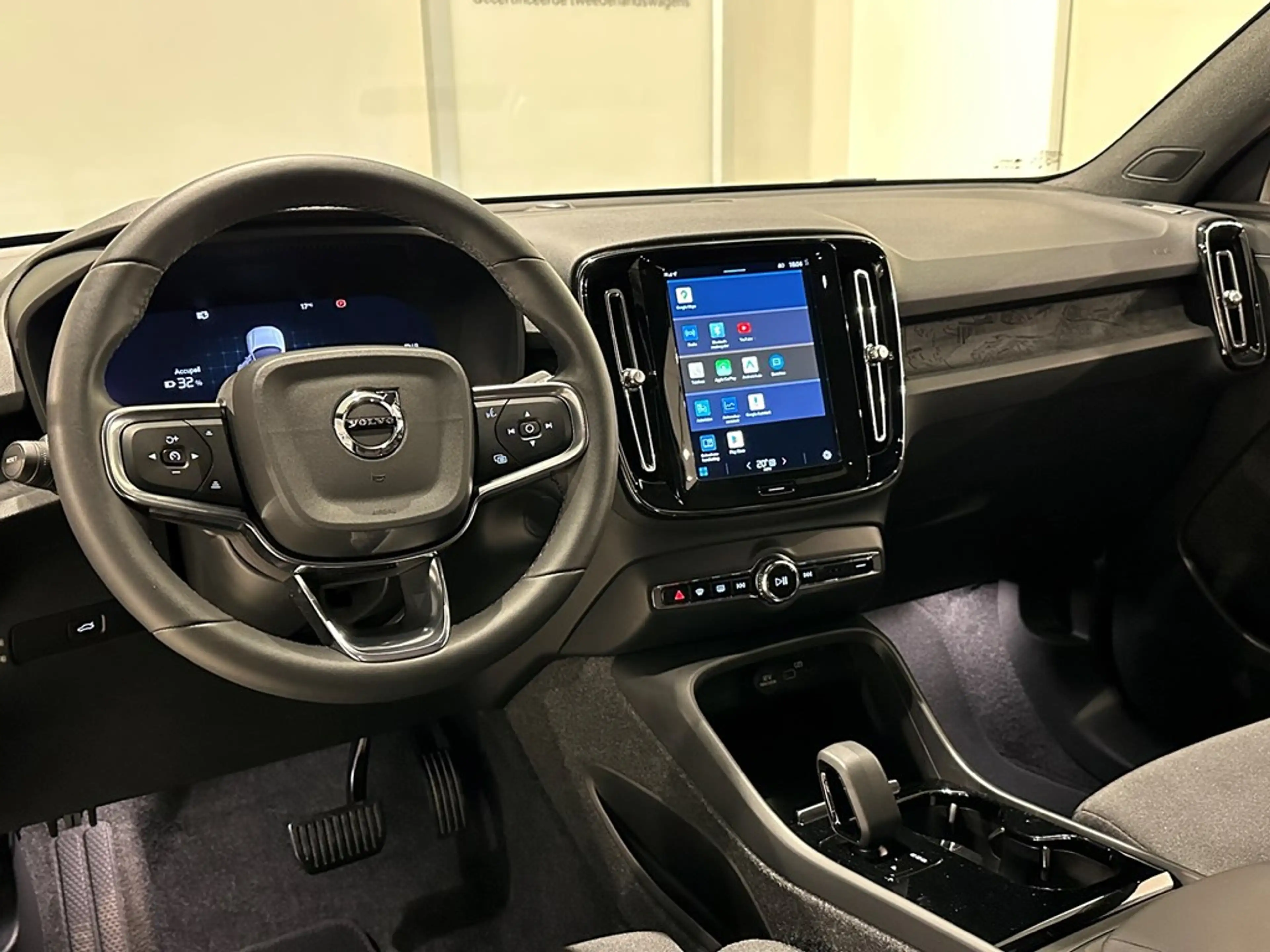 Volvo C40 Recharge Extended Range — photo 4