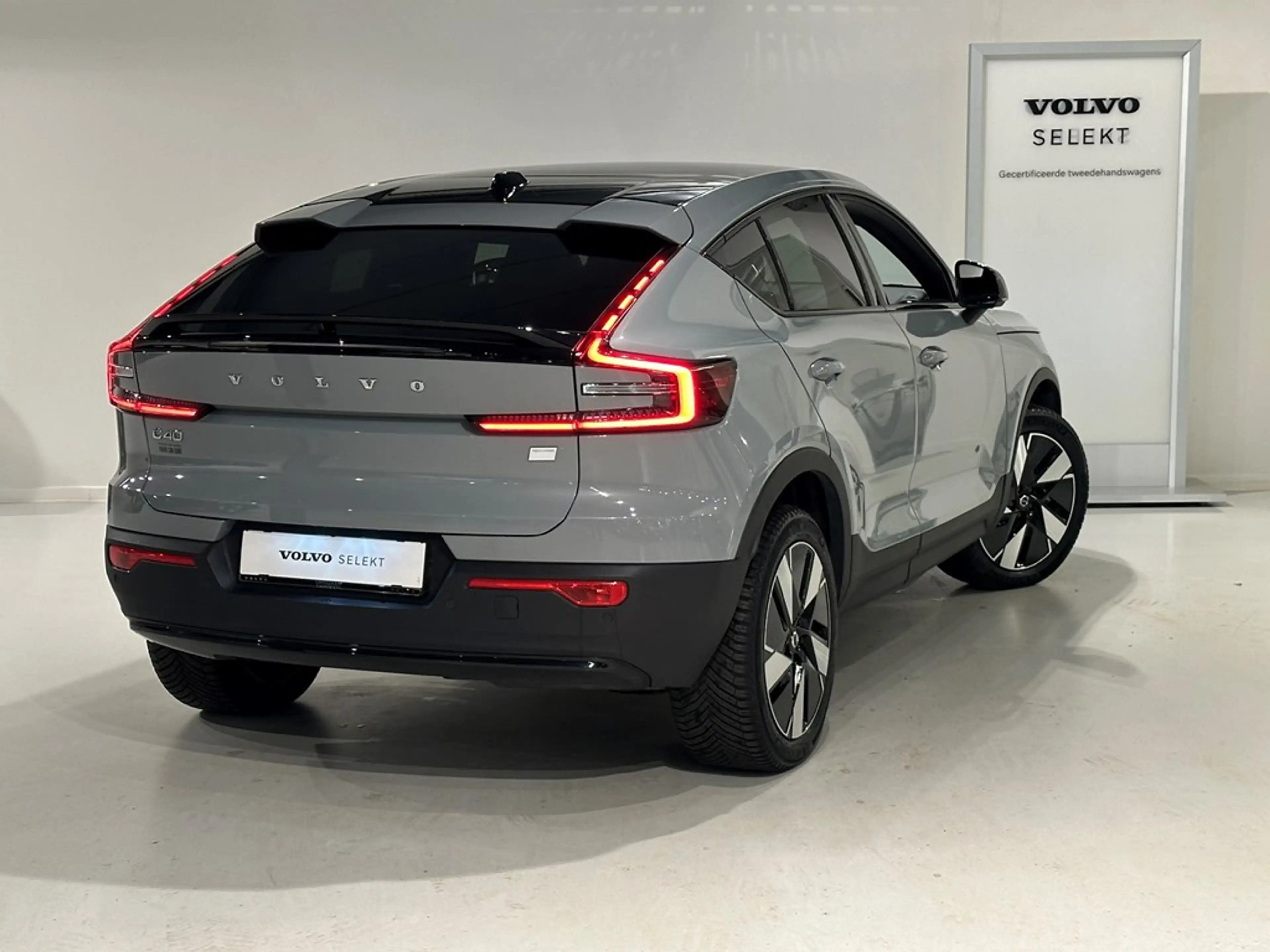 Volvo C40 Recharge Extended Range — photo 2