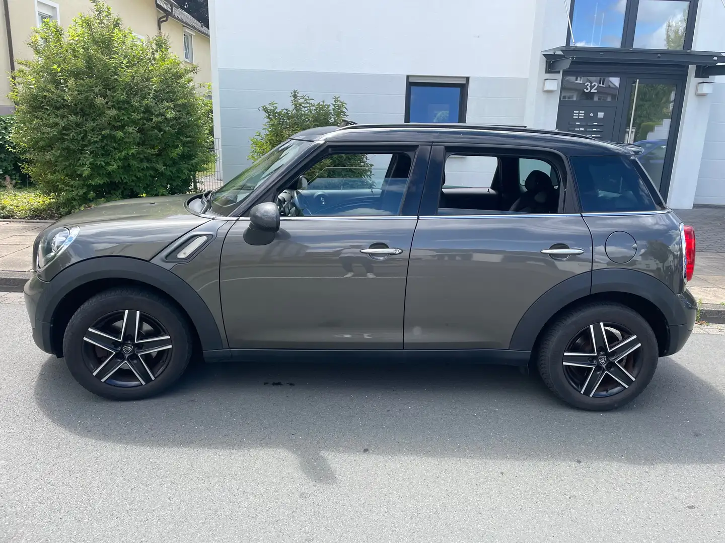 MINI Cooper D Countryman Mini Cooper D Countryman - 2