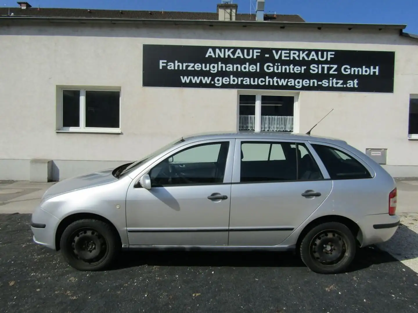 Skoda Fabia Classic Grau - 2