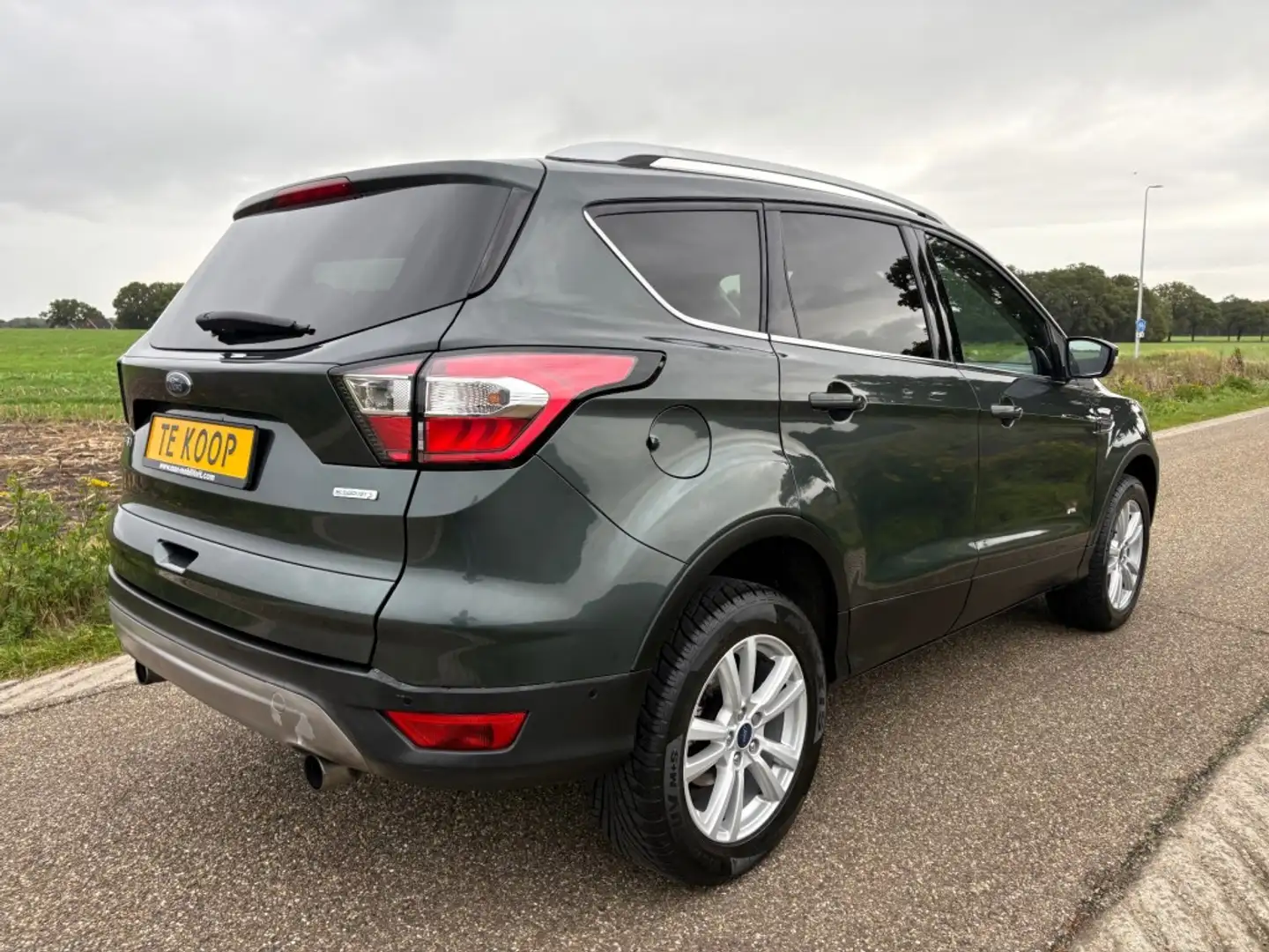 Ford Kuga 1.5 ECOBOOST / AUTOMAAT / 1 EIGENAAR / NETTE STAAT Grijs - 2
