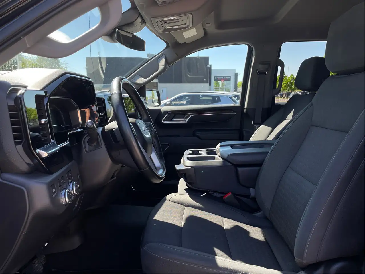GMC Sierra 1500 photo GMC Sierra 1500