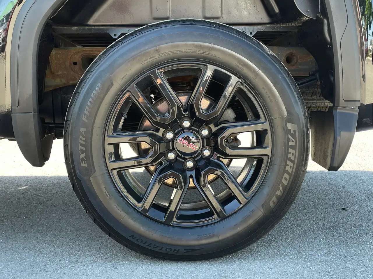 GMC Sierra 1500 photo GMC Sierra 1500