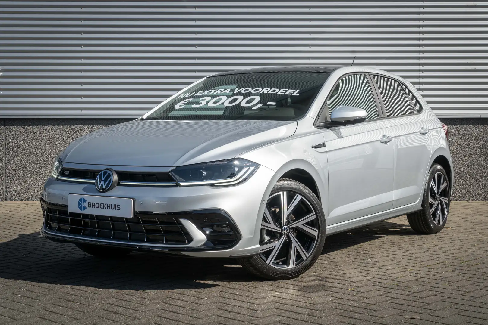 Volkswagen Polo R-Line Edition Inclusief €2000,- inruilvoordeel + Gris - 1