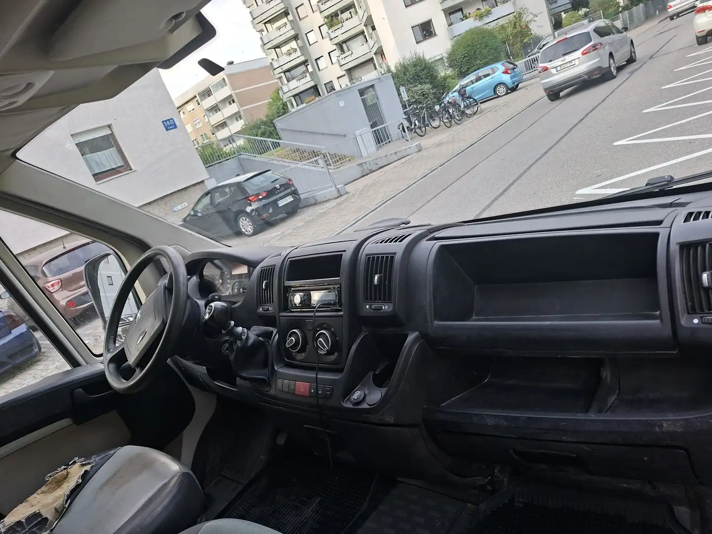 Peugeot Boxer HDi 333 L2H1 - 2