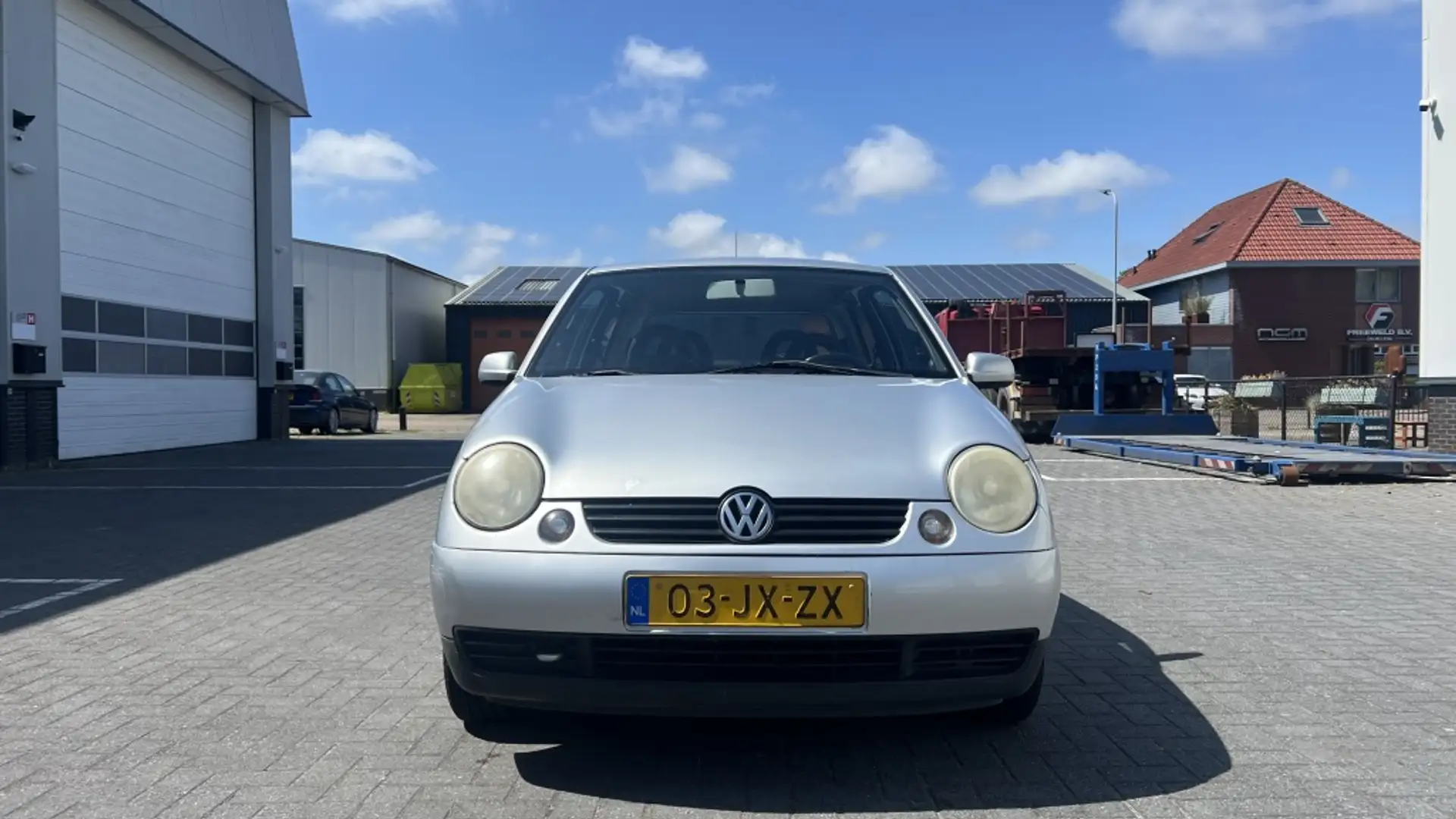 Volkswagen Lupo 1.4 Trendline Gris - 2