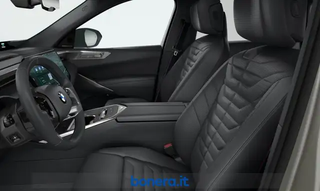 BMW X5 view 4