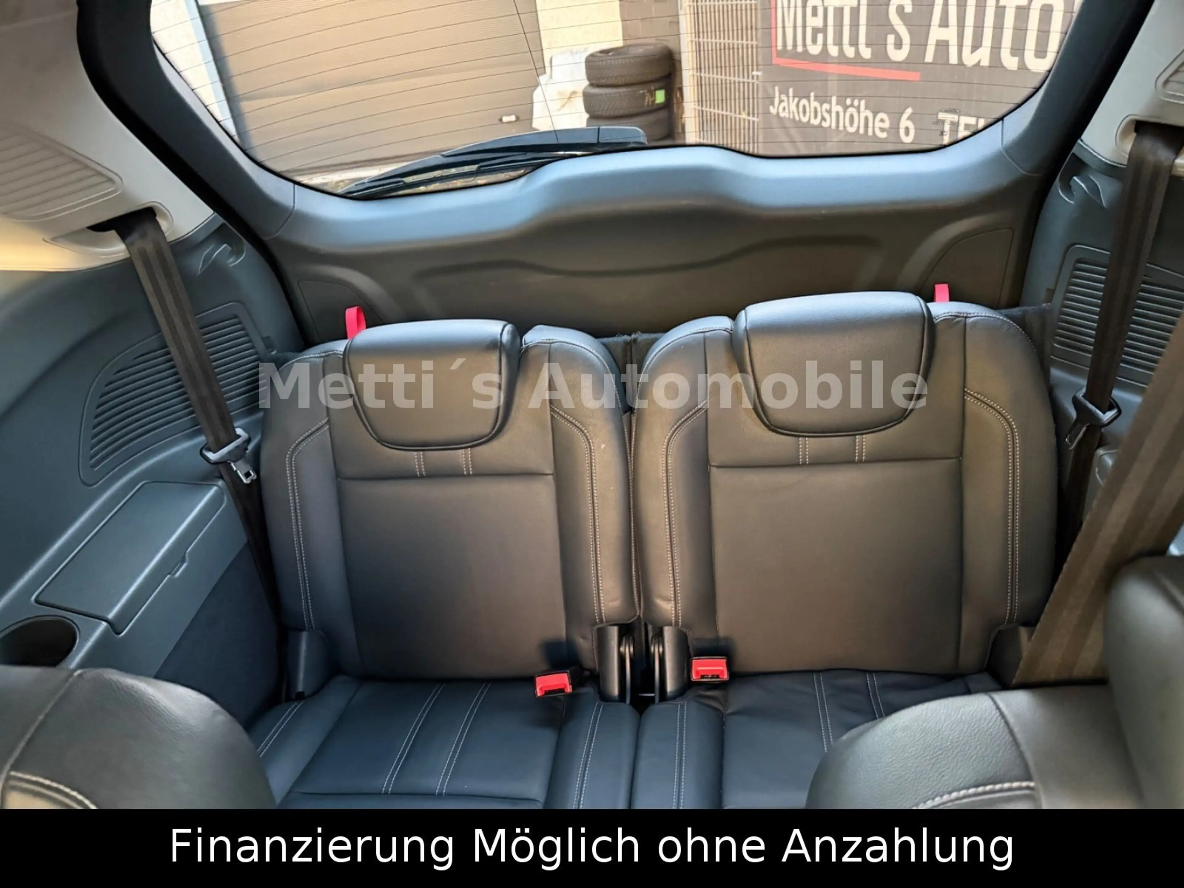 Ford Grand C-Max Grand C-MAX Titanium 1.6/Panorama/Leder/7-Sitzer — photo 15