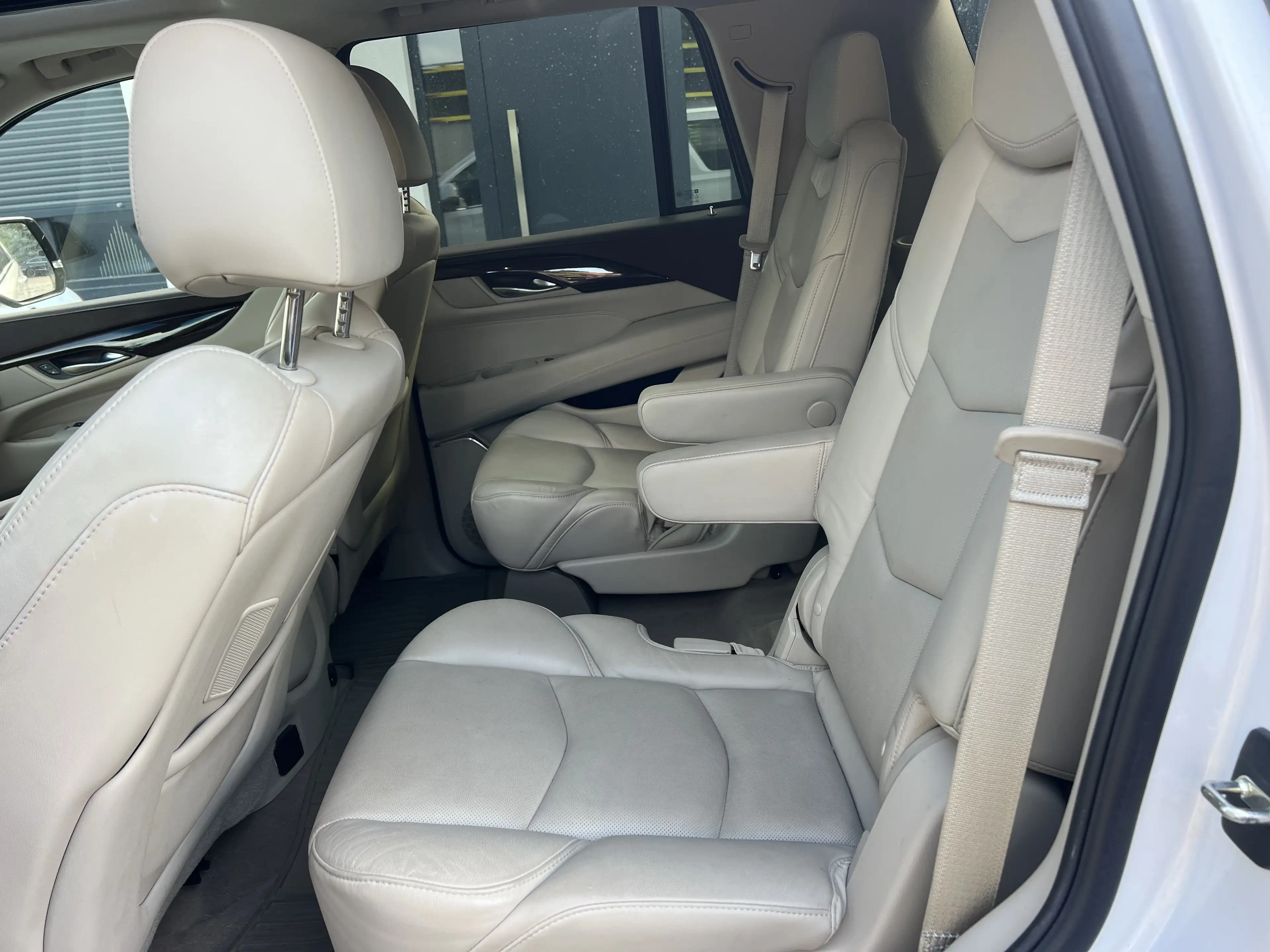 Cadillac Escalade Escalade 6.2 V8 ESV Premium Leder LED Navi — photo 7