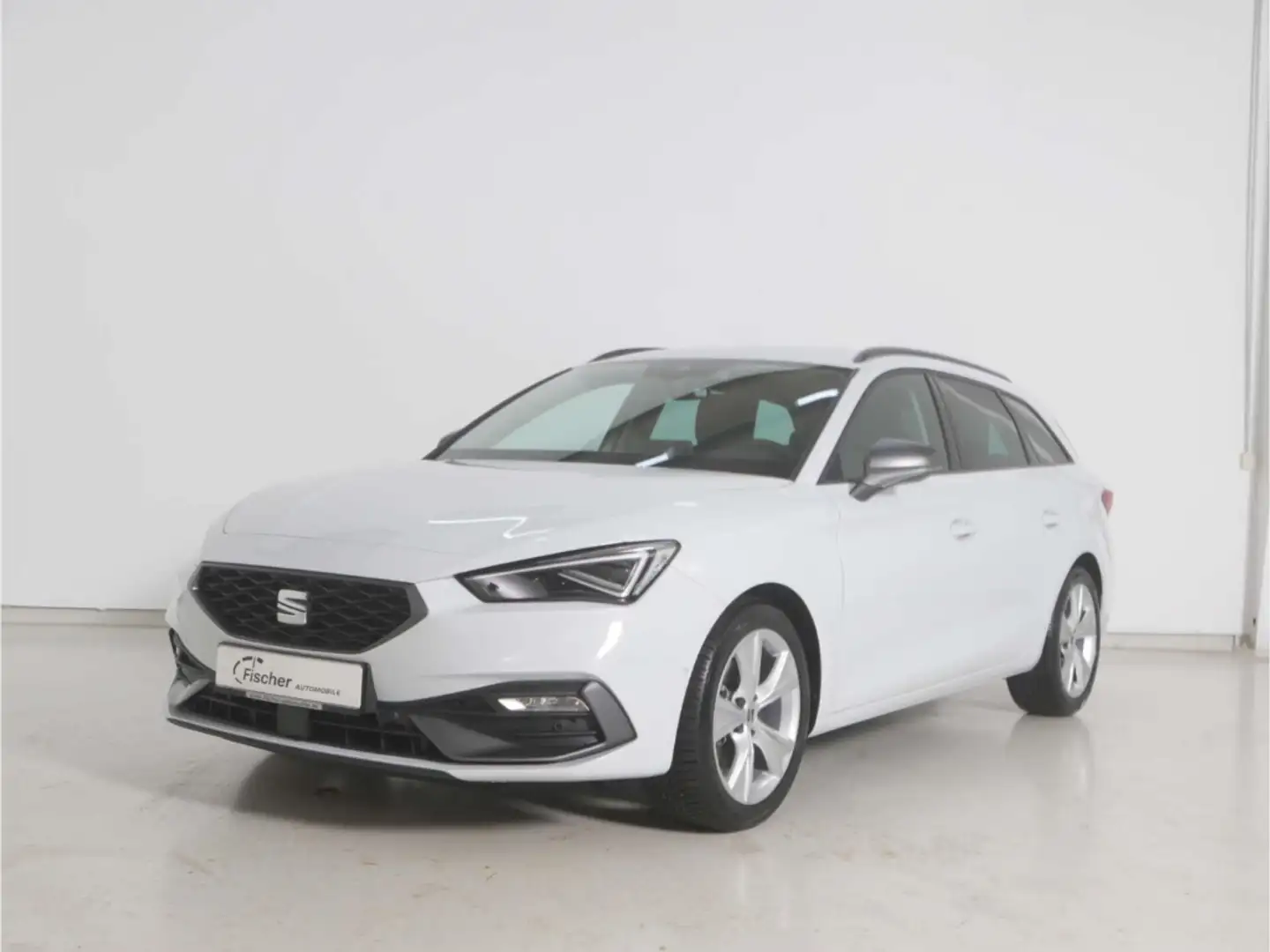 SEAT Leon Sportstourer 1.5 eTSI DSG FR LED/NAV/KAMERA Weiß - 2