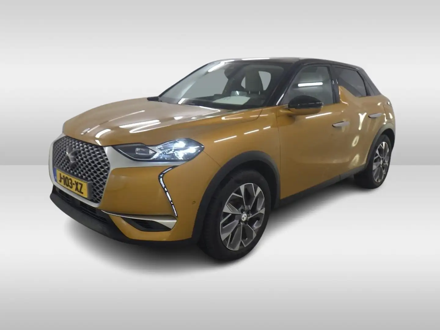 DS Automobiles DS 3 Crossback E-Tense Grand Chic 50 kWh (136 PK) 2e-Eig. & Keuri Geel - 1